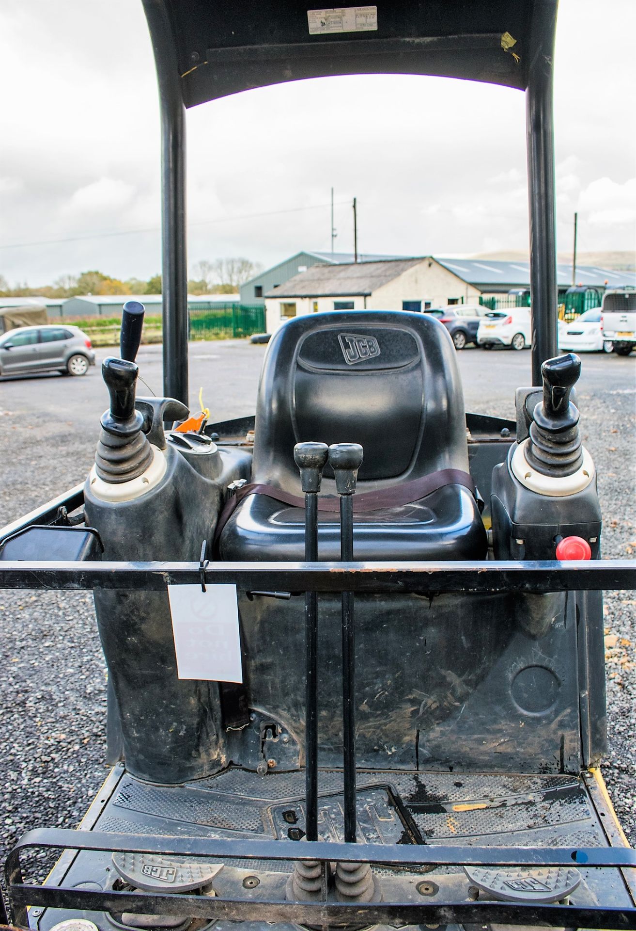 JCB 8014 CTS 1.5 tonne rubber tracked mini excavator  Year:  2014 S/N: 2070498 Recorded Hours: 1274 - Image 16 of 19