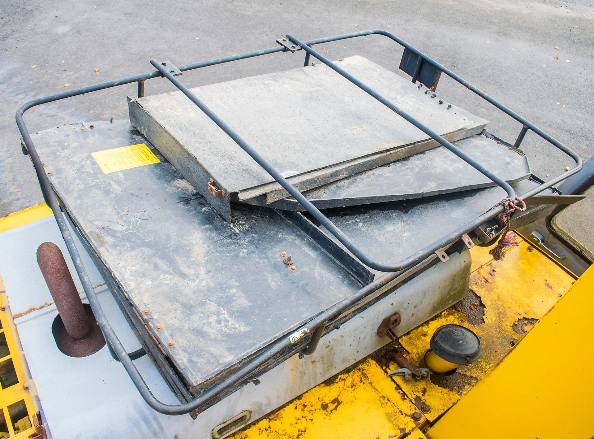 JCB JS130 13 tonne steel tracked excavator Year: S/N: Recorded Hours: 2999 (Not warrented, suspected - Image 18 of 19