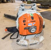 Stihl BR600 petrol driven leaf blower A642083 ** Casing broken & petrol tank loose **