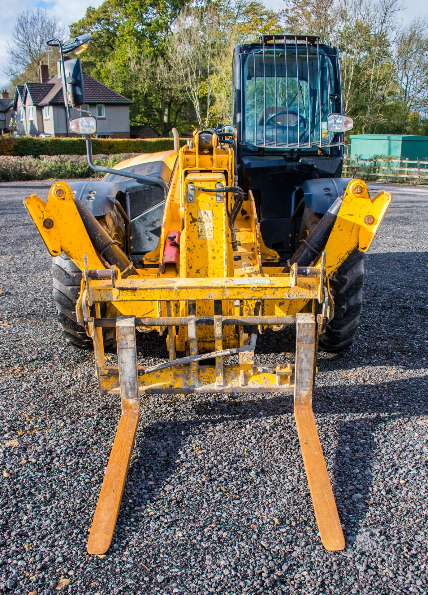 JCB 535-125 12.5 metre telescopic handler Registration Number: MX62 BBZ Year: 2012 S/N: 2145026 - Image 11 of 21