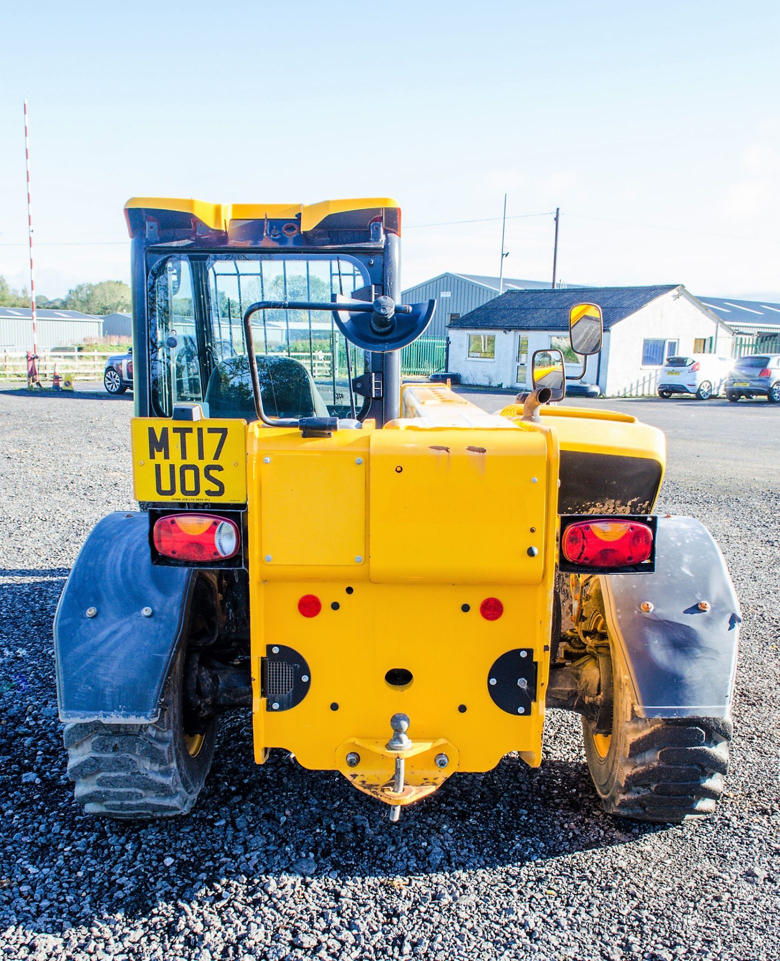 JCB 525-60 Hi-Viz 6 metre telescopic handler Registration Number: MT17 UOS Year: 2017 S/N: 2458156 - Image 6 of 22