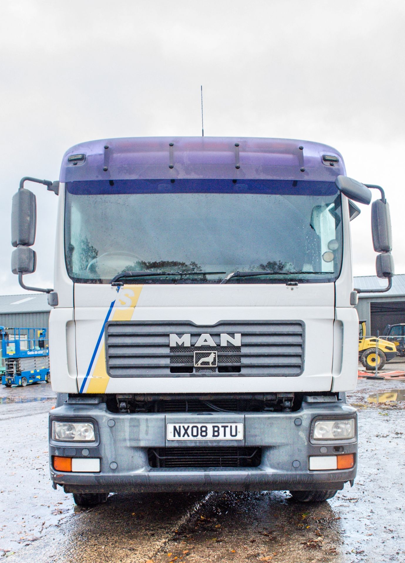 MAN TG-M 18 tonne beavertail plant lorry Registration Number: NX08 BTU Date of Registration: 23/04/ - Image 5 of 15