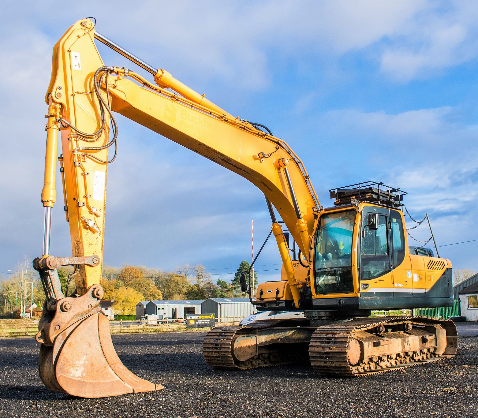 Hyundai Robex 210 LC-9 21 tonne steel tracked excavator  Year: 2014 S/N: 00062337 Recorded Hours: