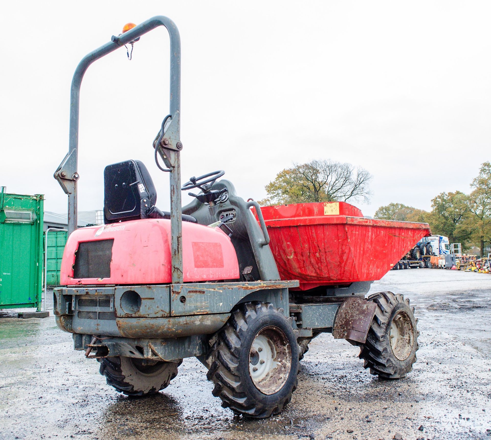 Neuson 2 tonne swivel skip dumper Year: 2001 S/N: CA000377 Recorded Hours: 2007 902 - Image 3 of 21