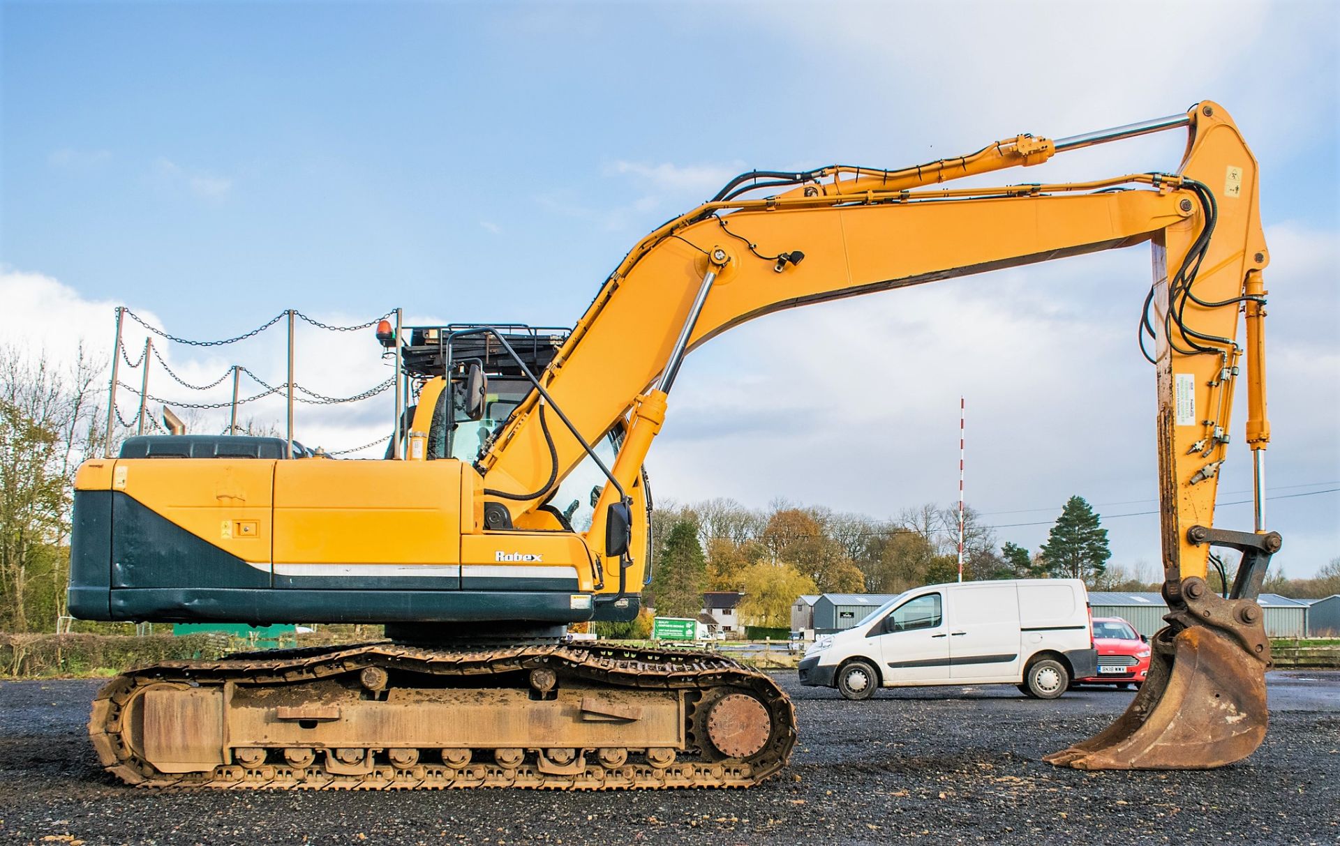 Hyundai Robex 210 LC-9 21 tonne steel tracked excavator  Year: 2014 S/N: 00062337 Recorded Hours: - Bild 7 aus 21