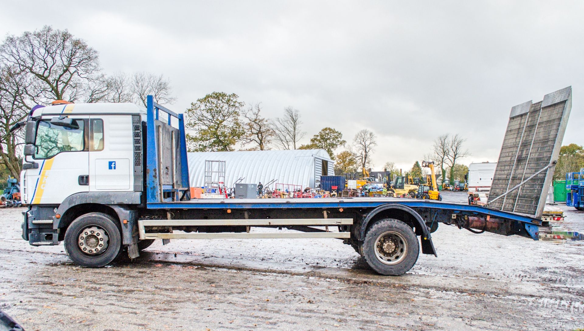 MAN TG-M 18 tonne beavertail plant lorry Registration Number: NX08 BTU Date of Registration: 23/04/ - Image 8 of 15