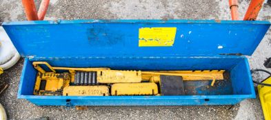 Steerman load moving system c/w steel carry case