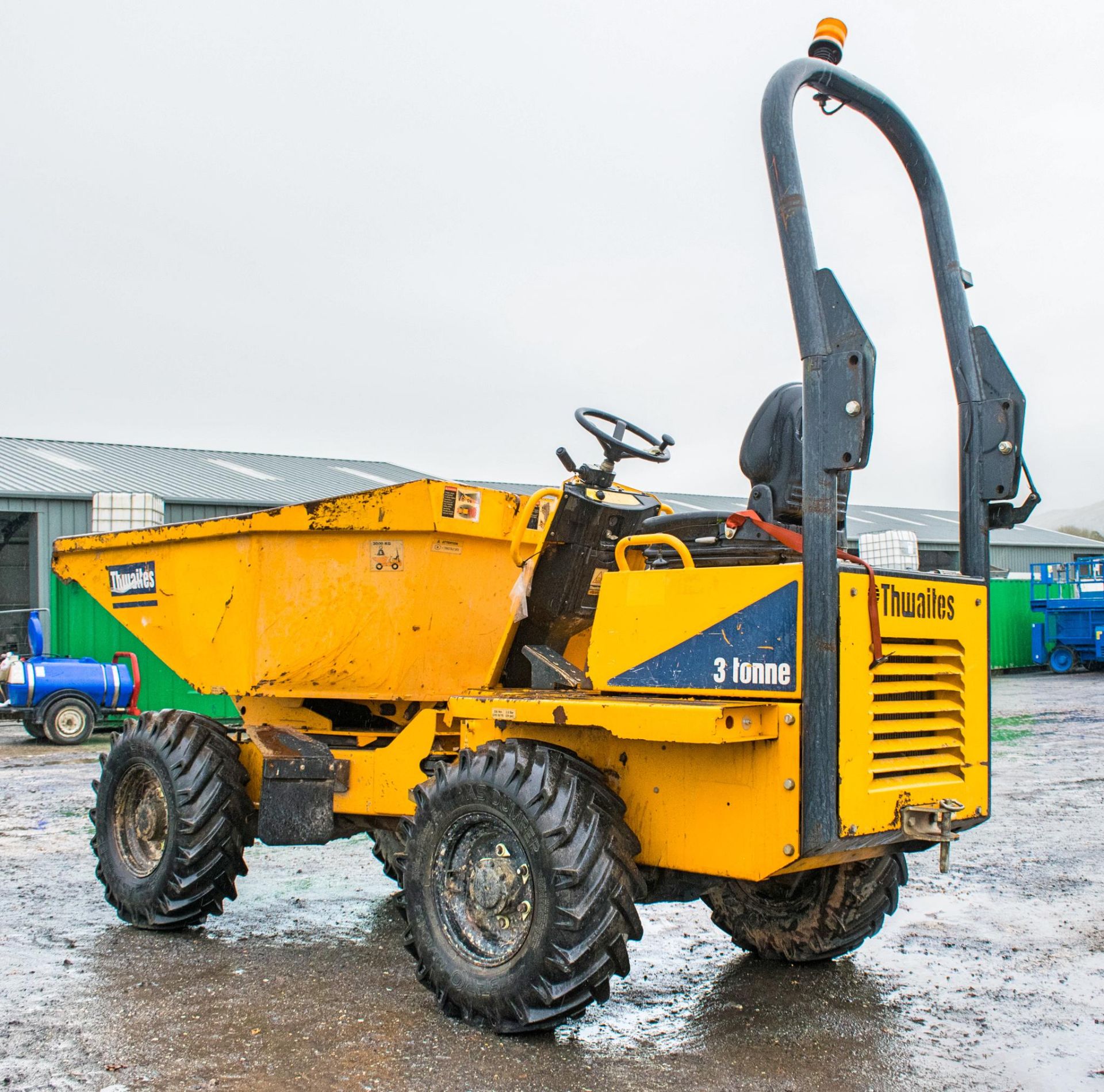 Thwaites 3 tonne swivel skip dumper Year: 2015 S/N: 1506D0954 Recorded Hours: 1088 A675663 - Image 4 of 18