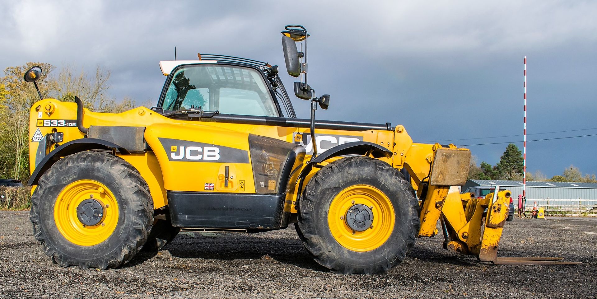 JCB 533-105 10.5 metre telescopic handler Registration Number: KX12 BMO Year: 2012 S/N: 533136 - Image 8 of 22