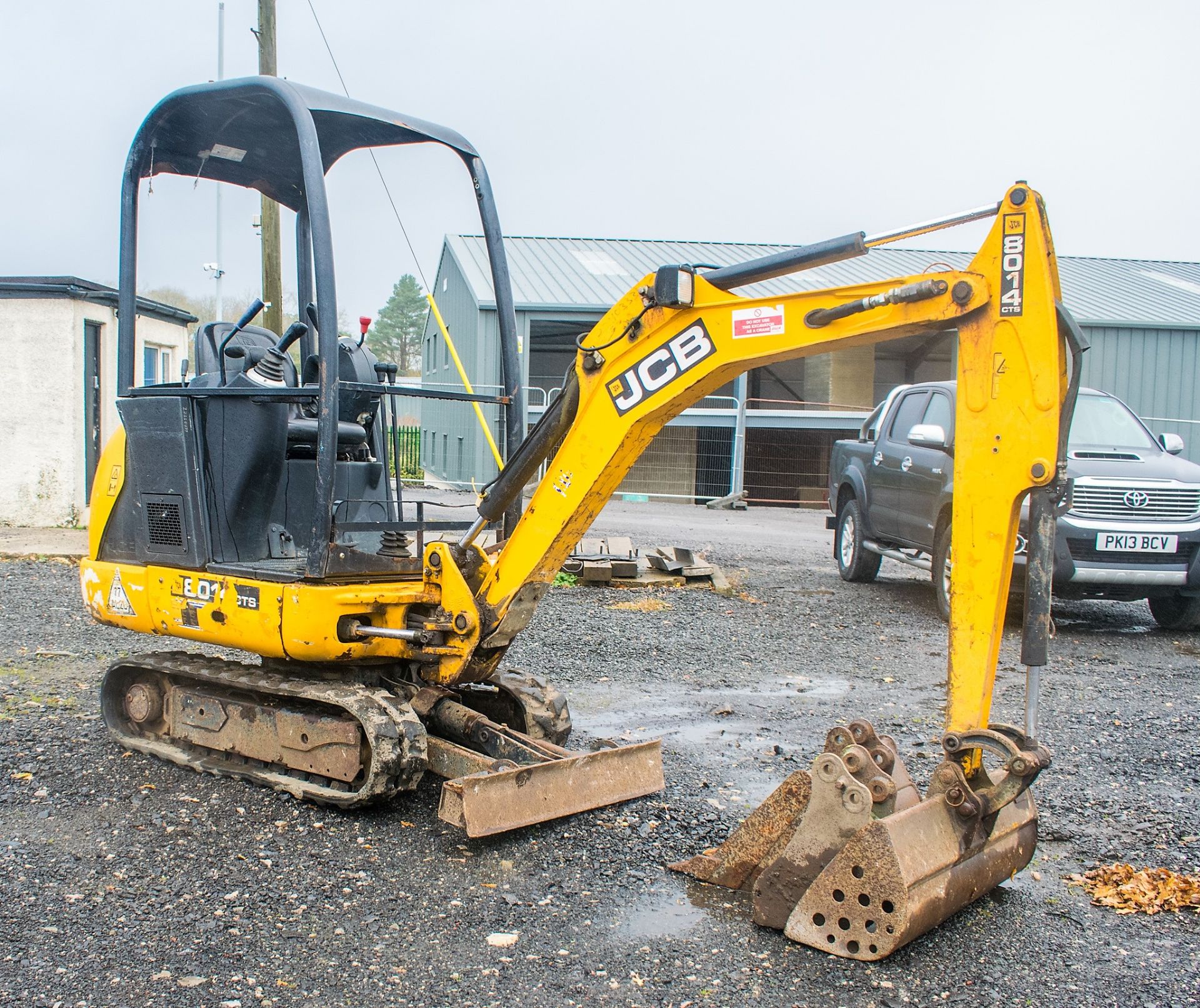 JCB 8014 CTS 1.5 tonne rubber tracked mini excavator  Year:  2014 S/N: 2070466 Recorded Hours: - Image 2 of 18