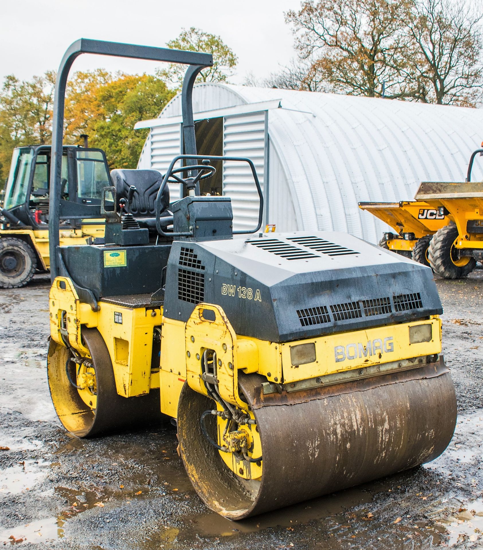 Bomag BW 138-AD double drum ride on roller Year: 2004 S/N: 141939 - Image 2 of 14