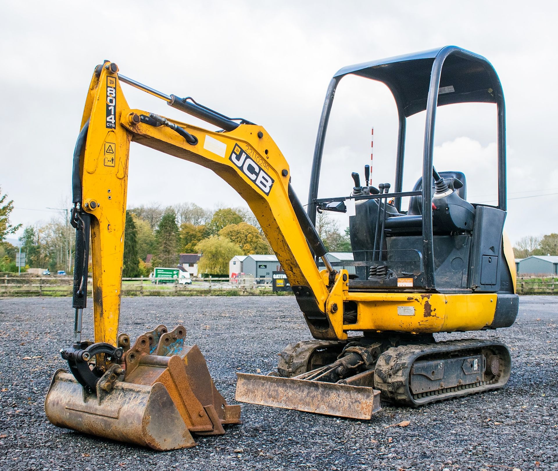 JCB 8014 CTS 1.5 tonne rubber tracked mini excavator  Year:  2014 S/N: 2070498 Recorded Hours: 1274