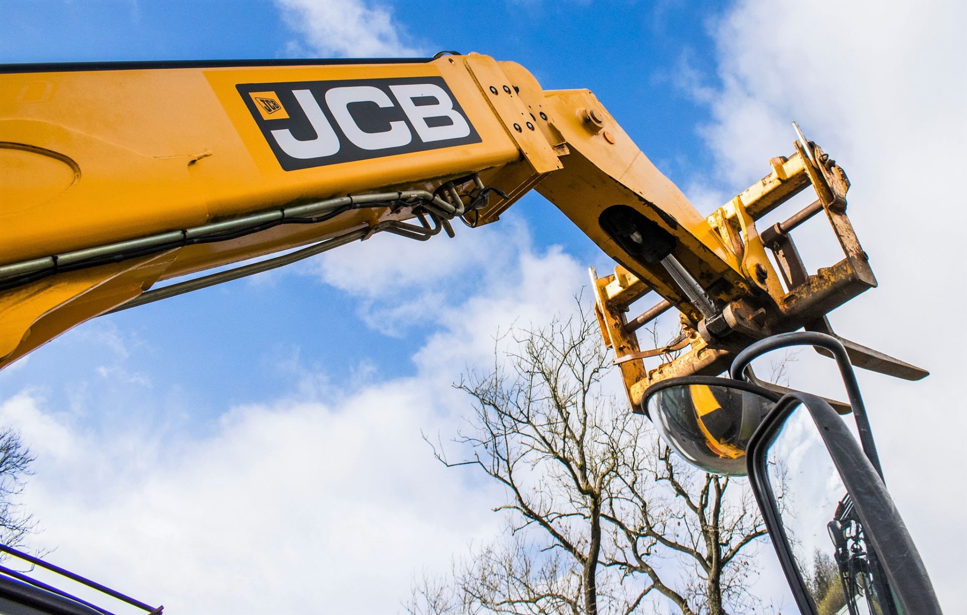 JCB 533-105 10.5 metre telescopic handler Registration Number: KX12 BMO Year: 2012 S/N: 533136 - Image 13 of 22