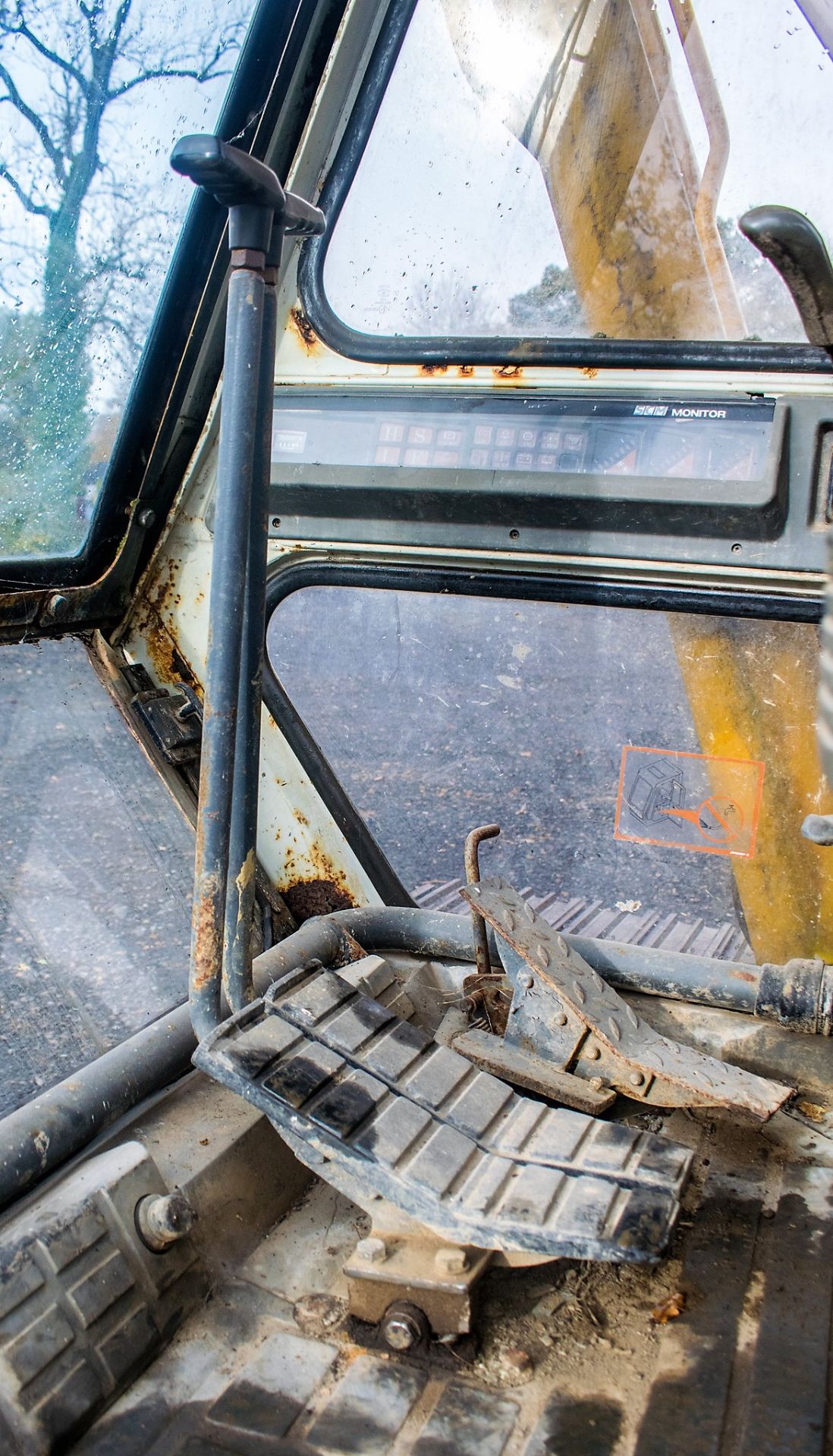 JCB JS130 13 tonne steel tracked excavator Year: S/N: Recorded Hours: 2999 (Not warrented, suspected - Image 16 of 19