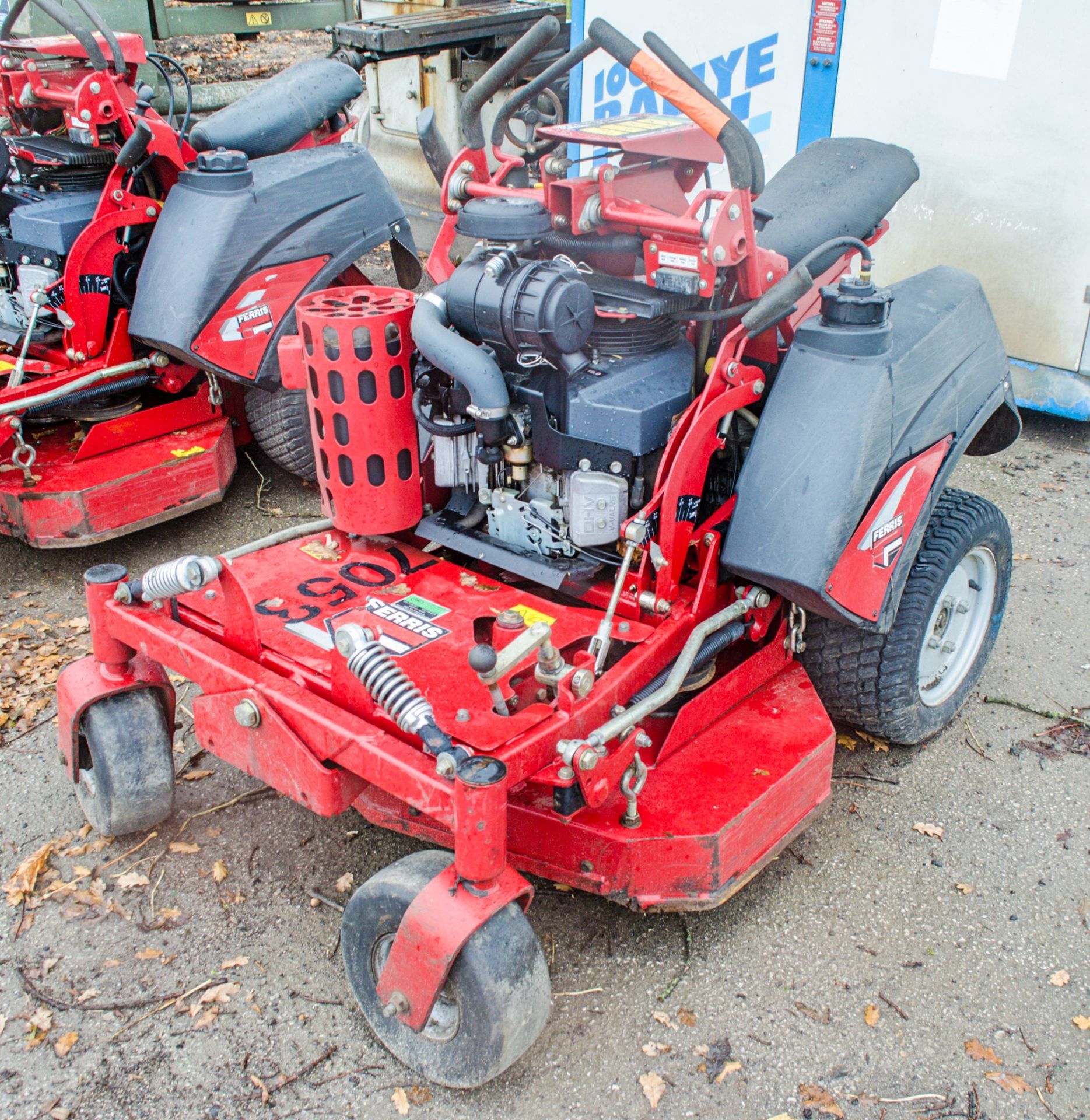 ferris-evolution-36-petrol-driven-ride-stand-on-zero-turn-mower