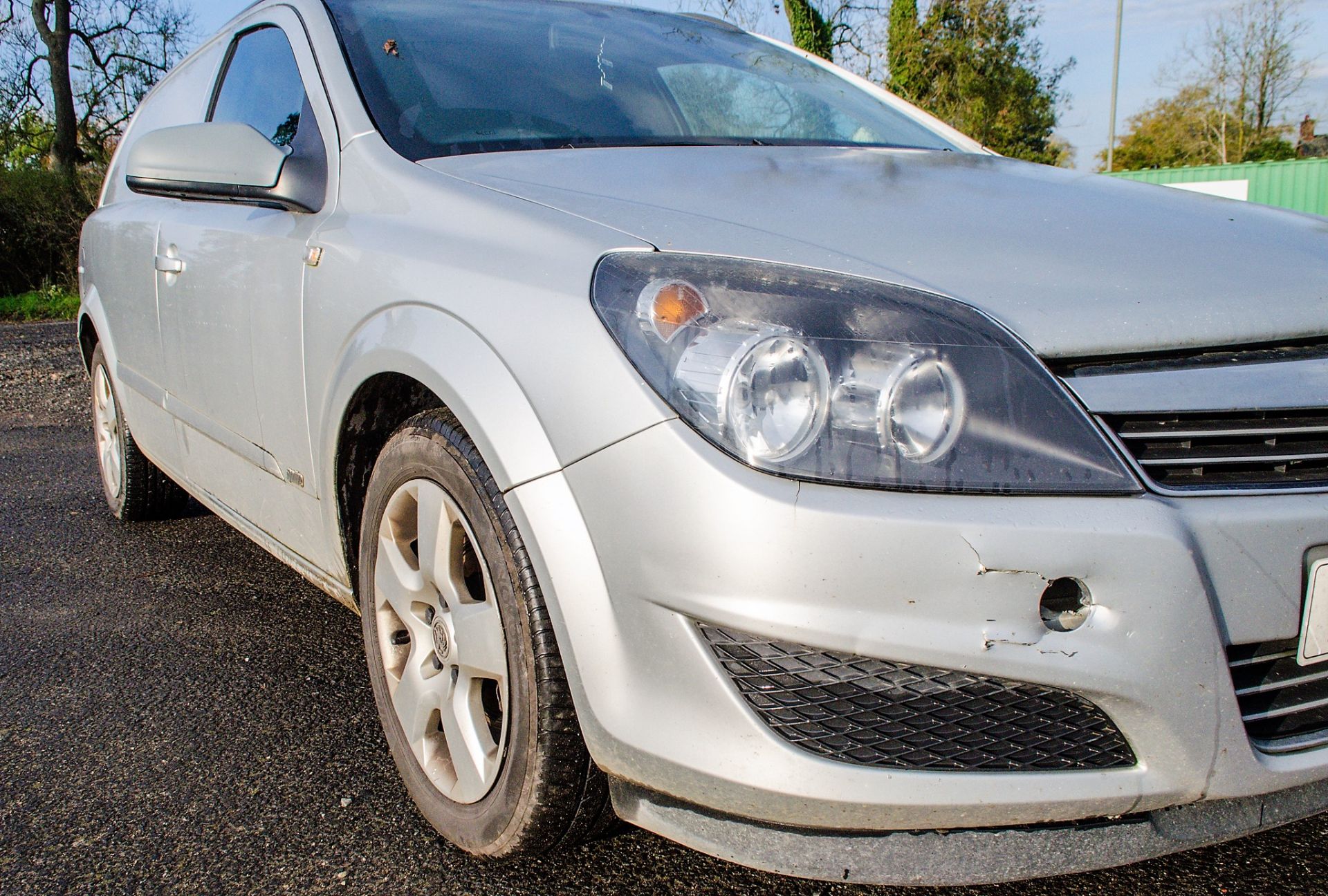 Vauxhall Astra 1.7 CDTi 6 speed manual panel van Registration Number: PF57 BZN Date of Registration: - Image 9 of 18