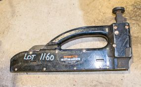 Spotnails manual nail gun XN211