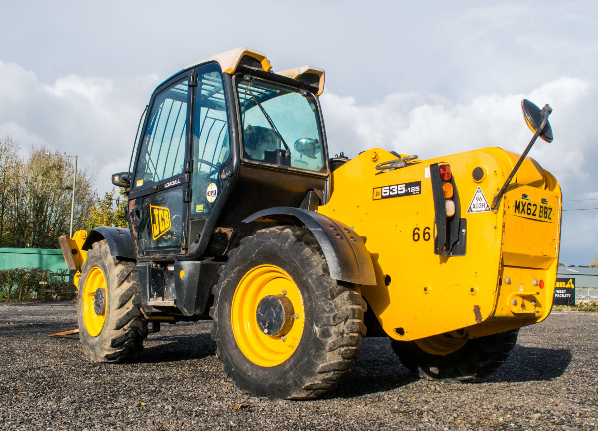 JCB 535-125 12.5 metre telescopic handler Registration Number: MX62 BBZ Year: 2012 S/N: 2145026 - Image 2 of 21