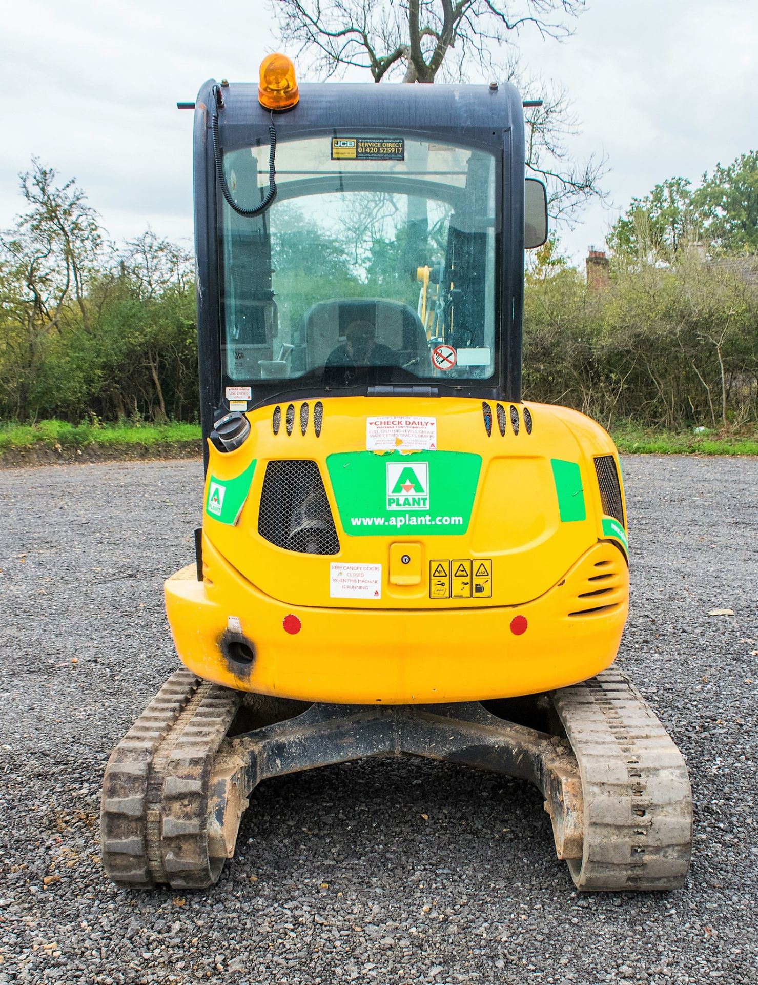 JCB 8030 ZTS 3 tonne rubber tracked zero tail swing mini excavator Year: 2015 S/N: 2432318 - Image 6 of 19