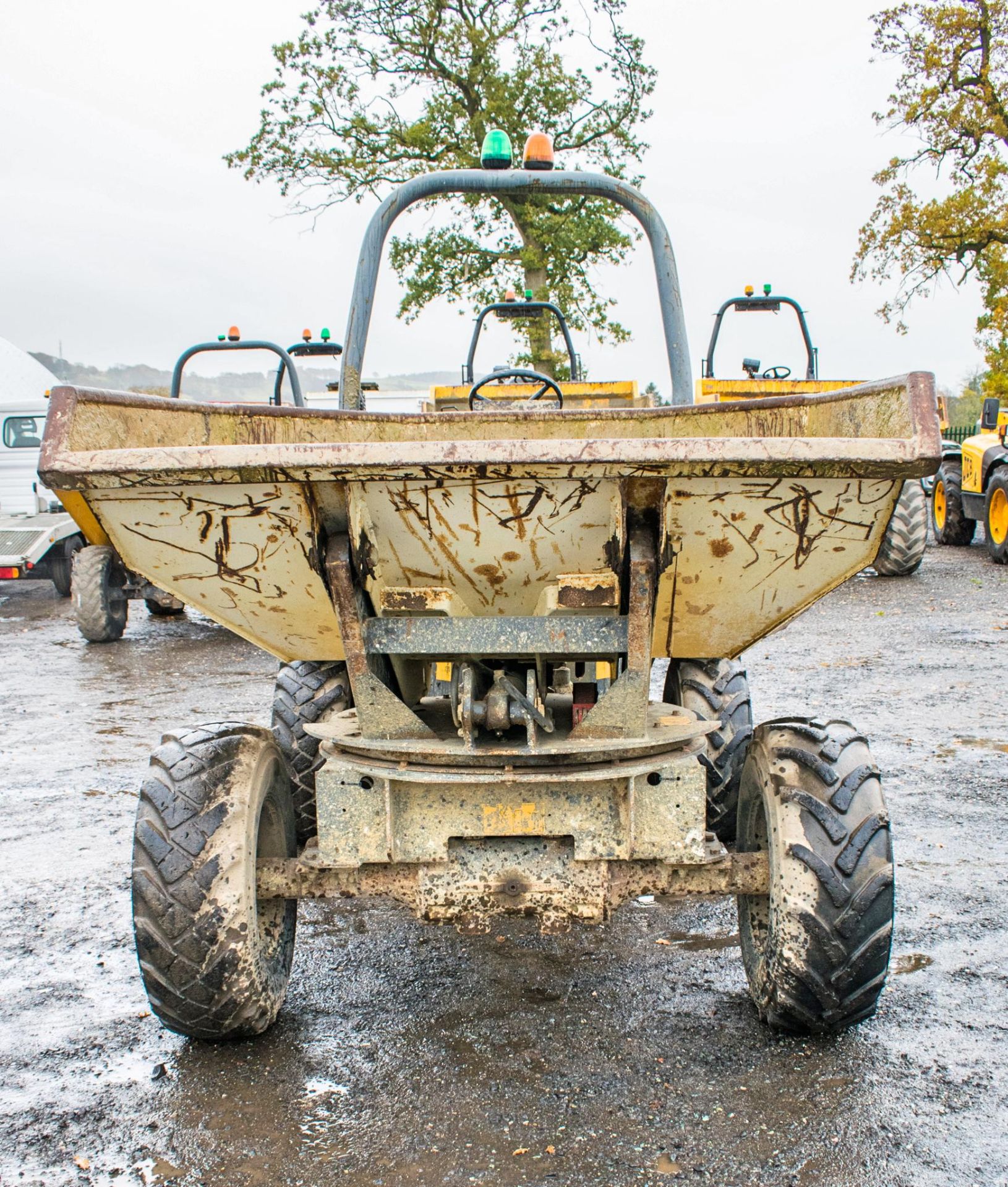 Benford 3 tonne swivel skip dumper Year: 2007 S/N: E709FS372 Recorded Hours: 2928 D1306 - Image 5 of 18