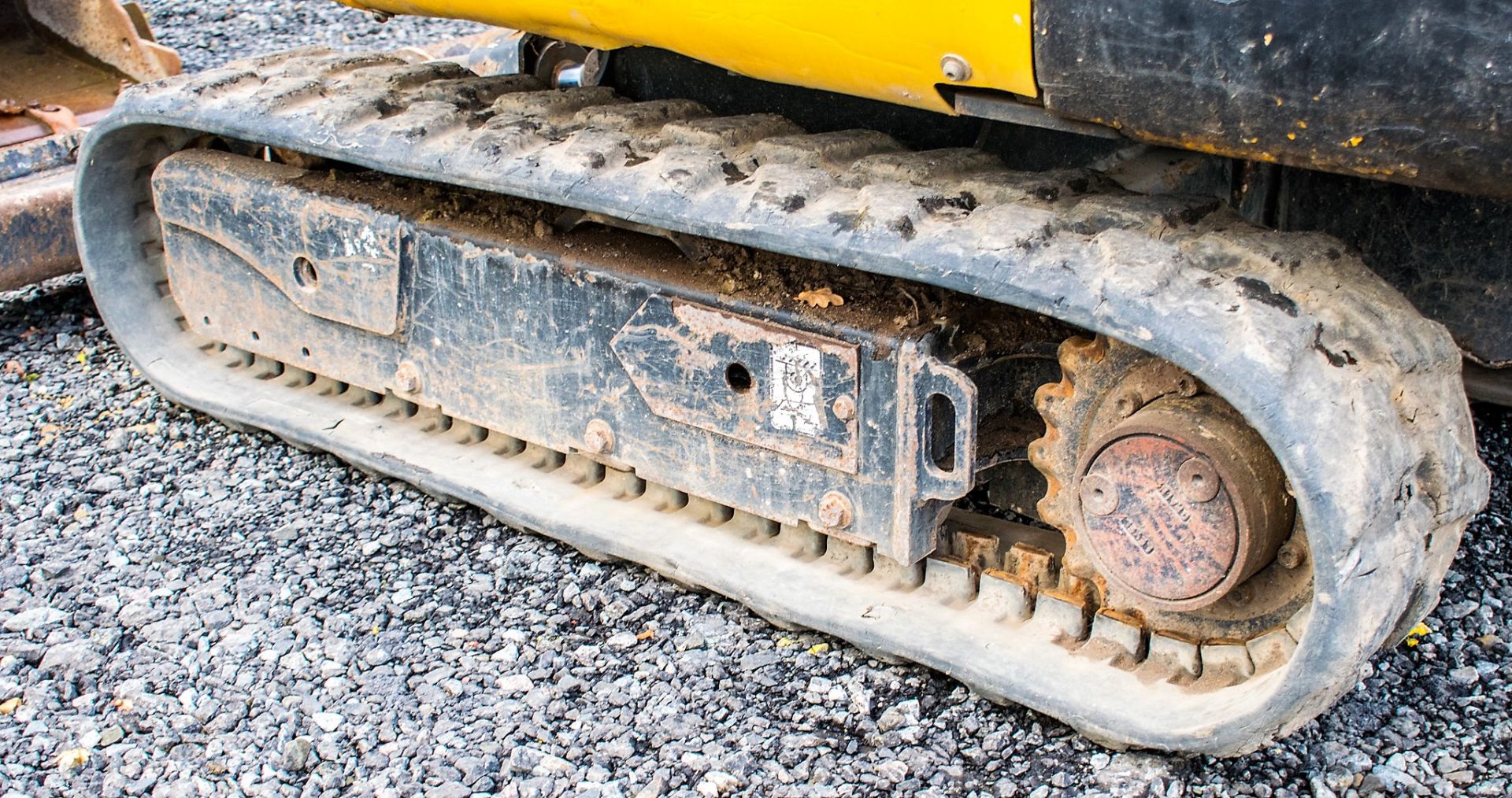 JCB 8014 CTS 1.5 tonne rubber tracked mini excavator  Year:  2014 S/N: 2070498 Recorded Hours: 1274 - Image 9 of 19