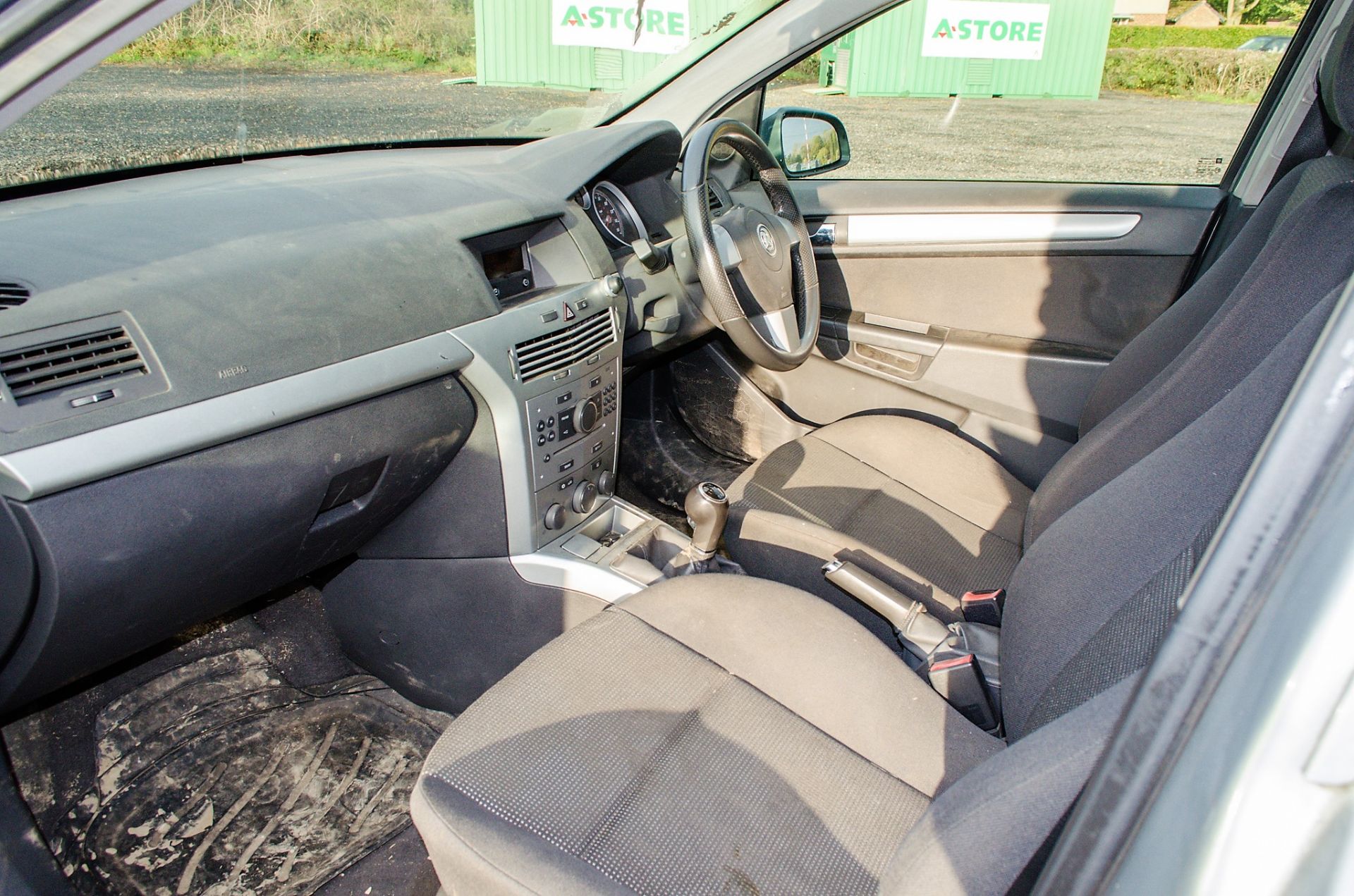 Vauxhall Astra 1.7 CDTi 6 speed manual panel van Registration Number: PF57 BZN Date of Registration: - Image 14 of 18