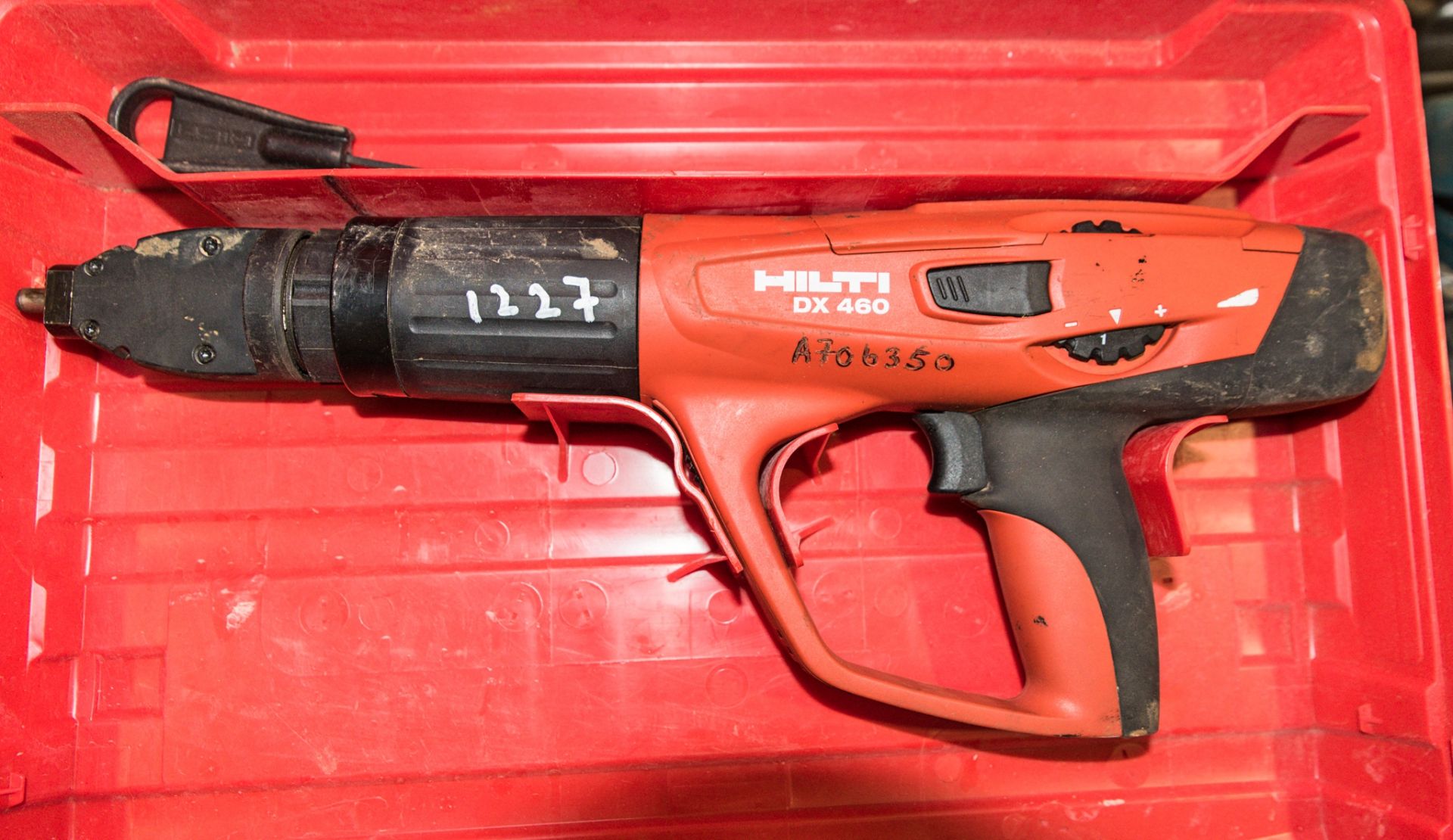 Hilti DX460 nail gun c/w carry case A706350