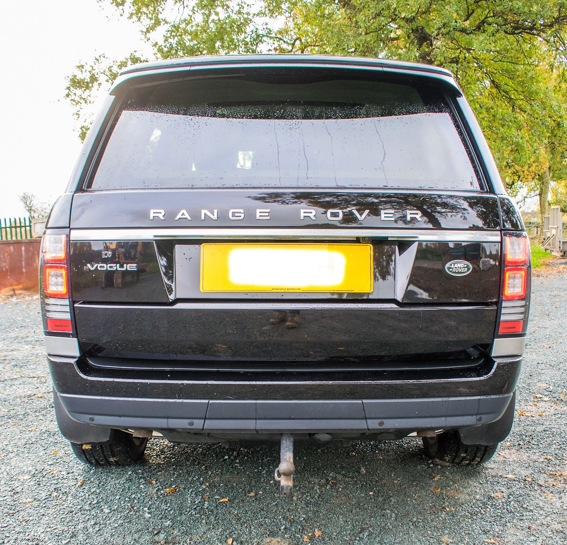Range Rover Vogue TDV6 diesel automatic 4WD 5 door estate car Registration Number: PE15 MVS Date - Image 6 of 29