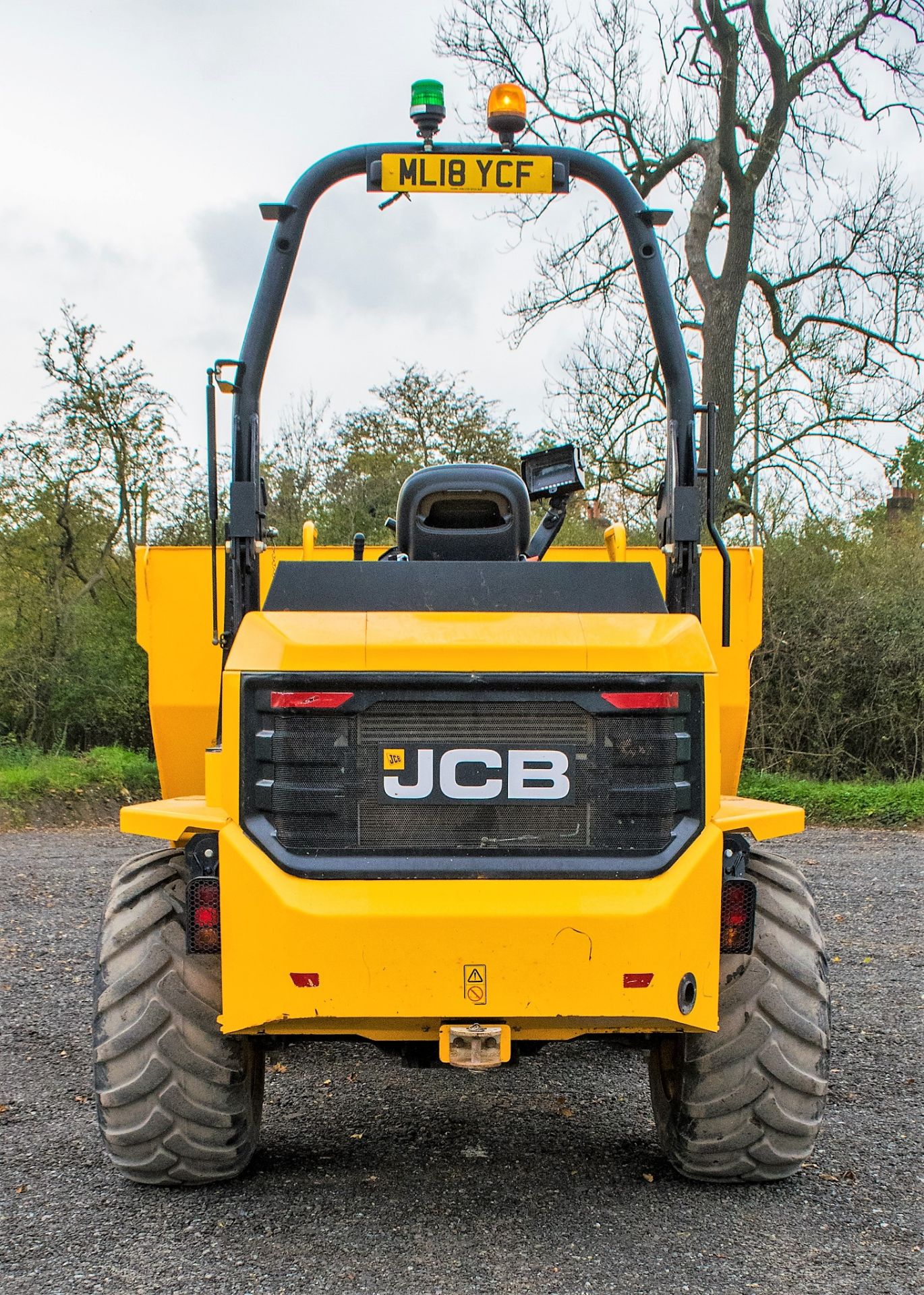 JCB 9T-1 9 tonne straight skip dumper Year: 2018 S/N: J2561073 Recorded Hours: 1015 6297 c/w Front - Image 6 of 16