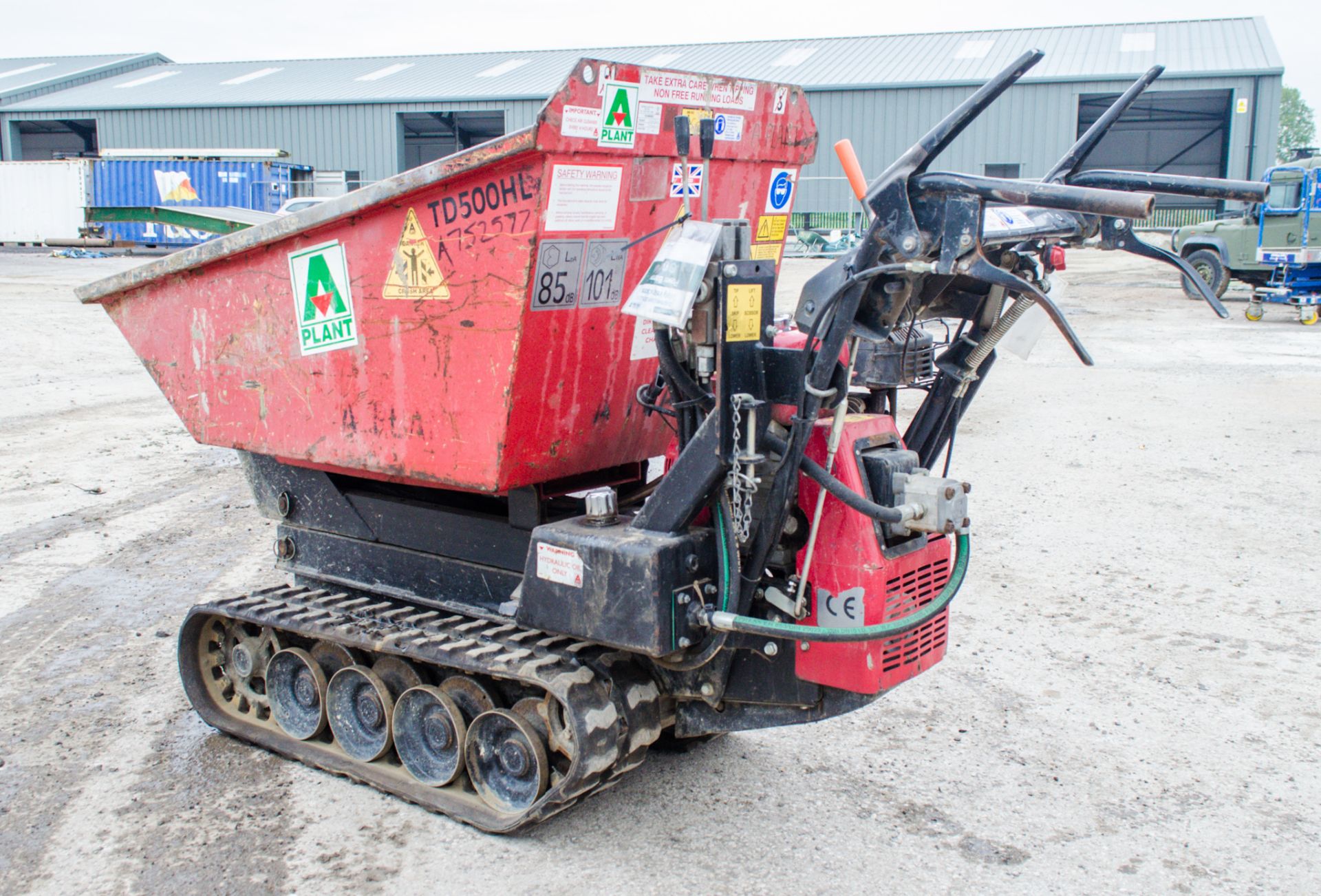 Winget TD500HL 500kg petrol driven hi-tip rubber tracked pedestrian dumper A752577 ** Engine - Image 4 of 11