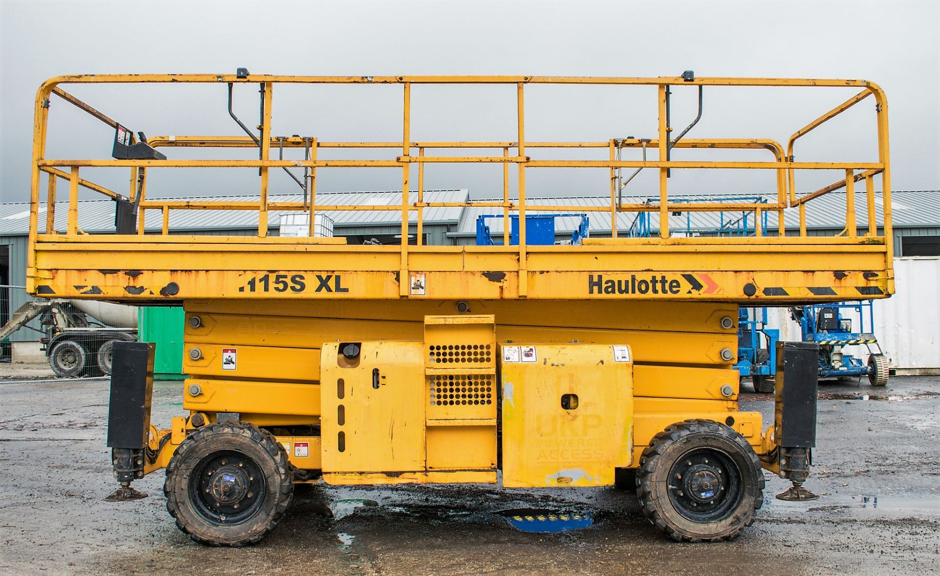 Haulotte Ciseaux H15SXL 15 metre diesel driven 4x4 rough terrain scissor lift Year: 2006 S/N: - Image 7 of 12