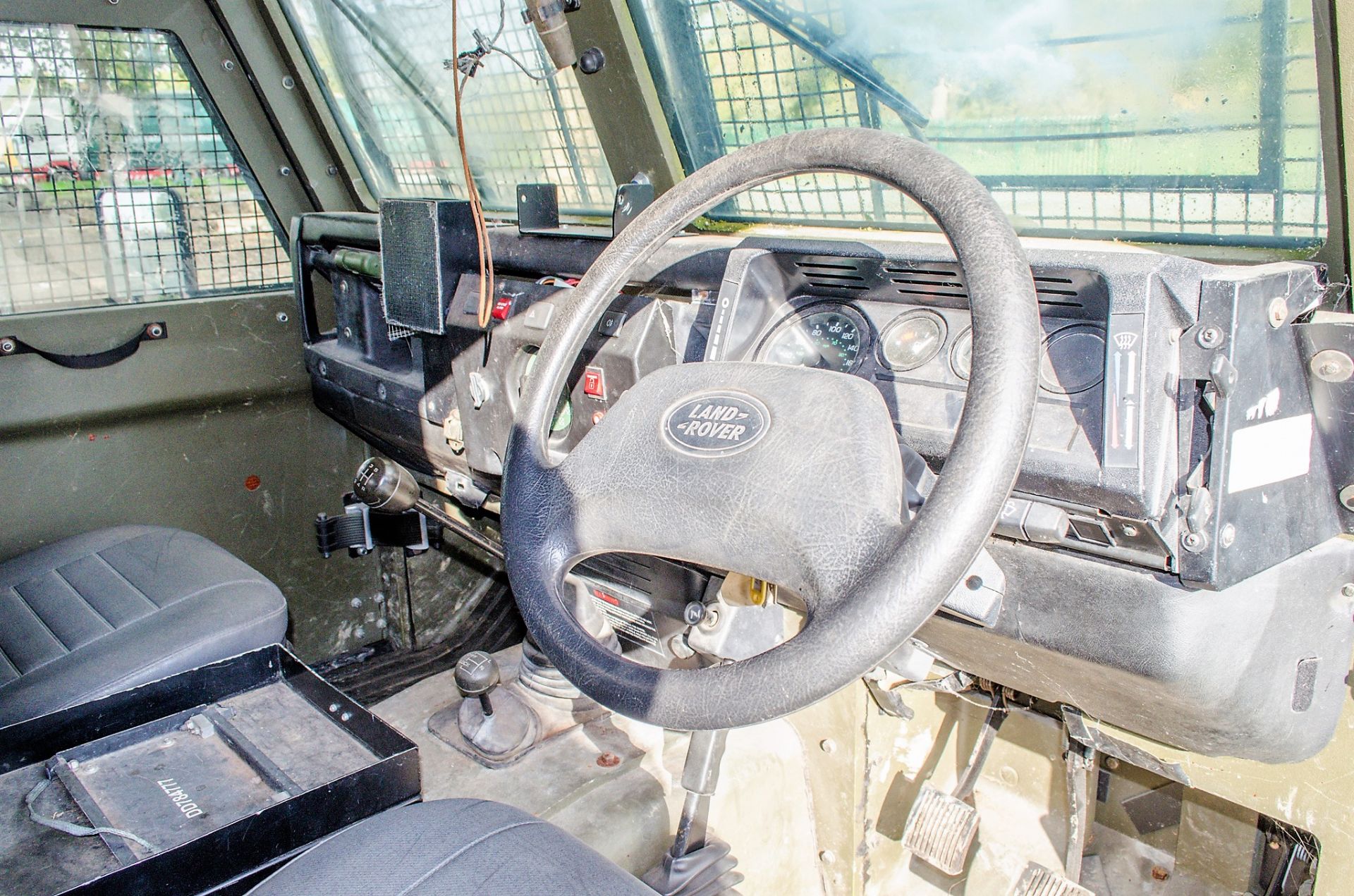 Land Rover Defender 110 300 TDi Snatch armoured 4WD utility vehicle (Ex MOD) In Service Registration - Image 17 of 27