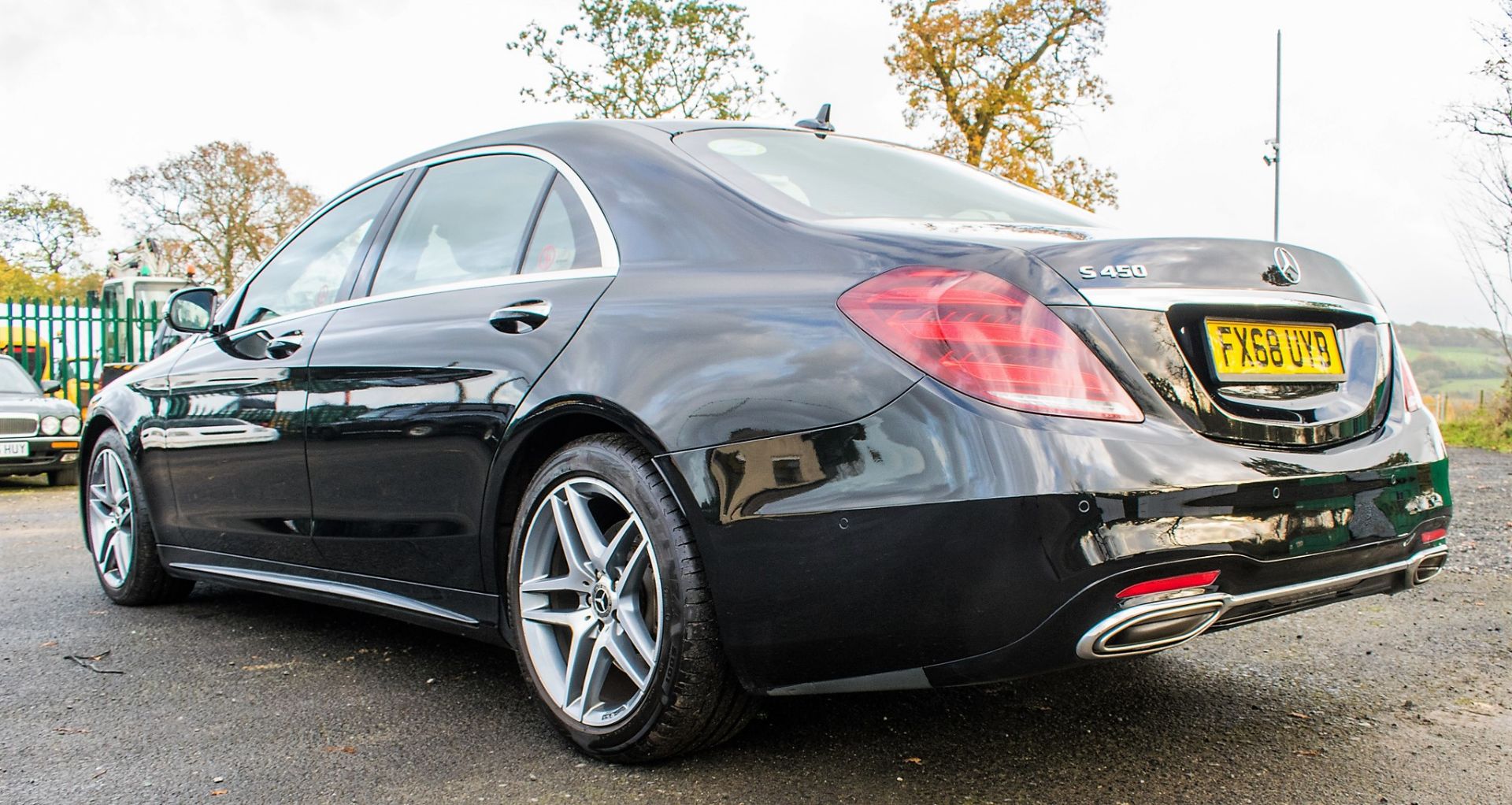 Mercedes Benz S450 L AMG Line Executive auto petrol 4 door saloon car Registration Number: FX68 - Image 4 of 33