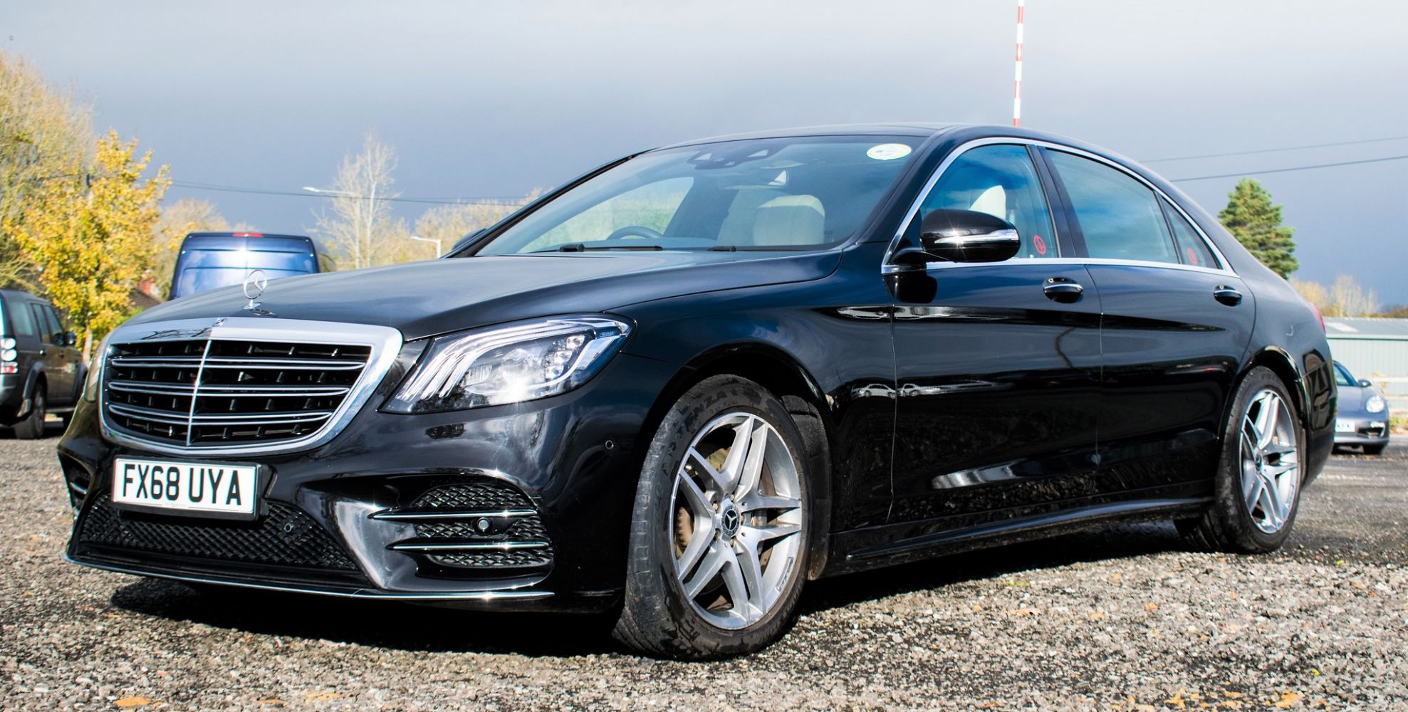 Luxury Coaches & Fleet of Executive Mercedes Benz Motor Cars
