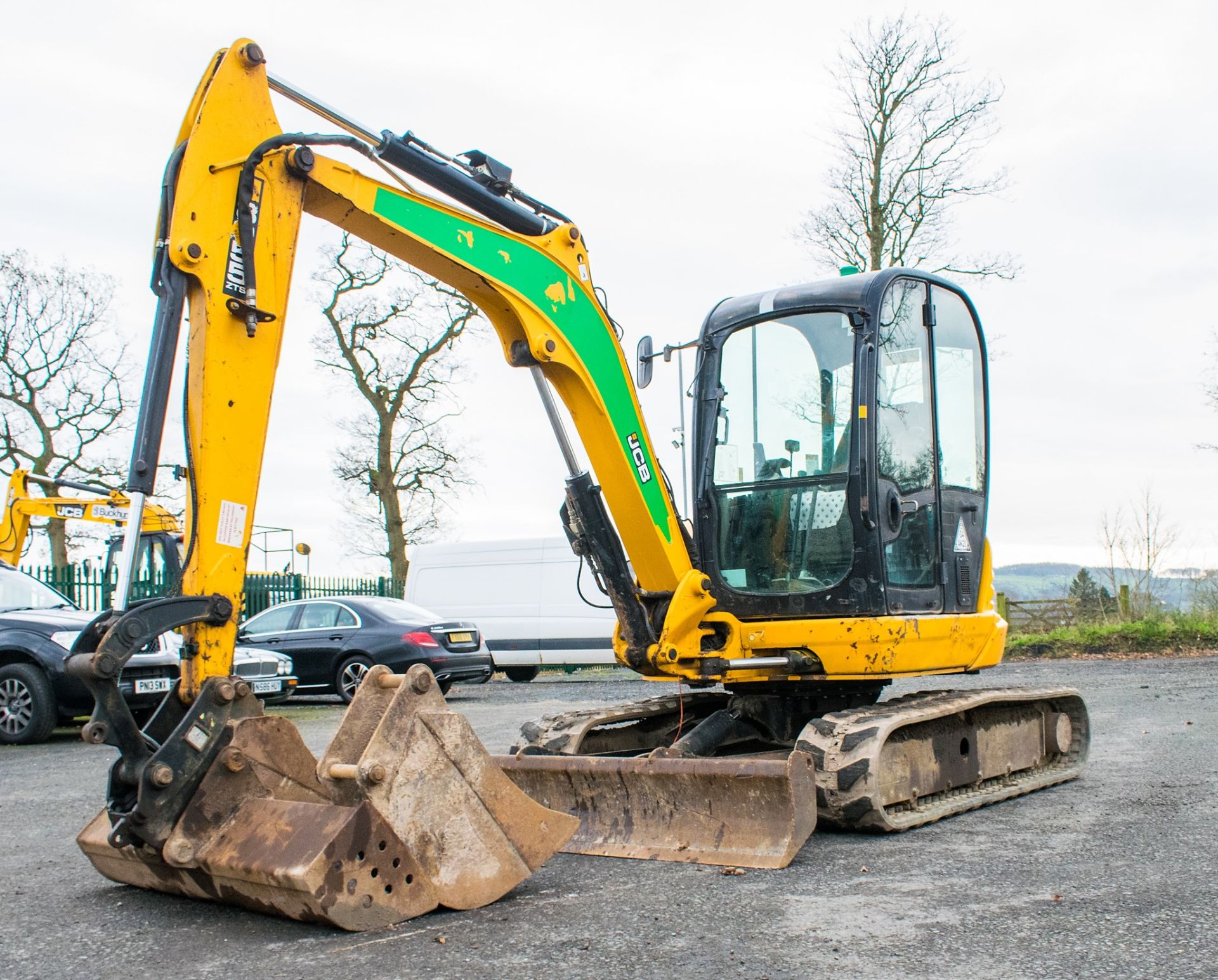 JCB 8055 ZTS 5.5 tonne rubber tracked excavator Year: 2014 S/N: 60700 Recorded Hours: 2647 piped,