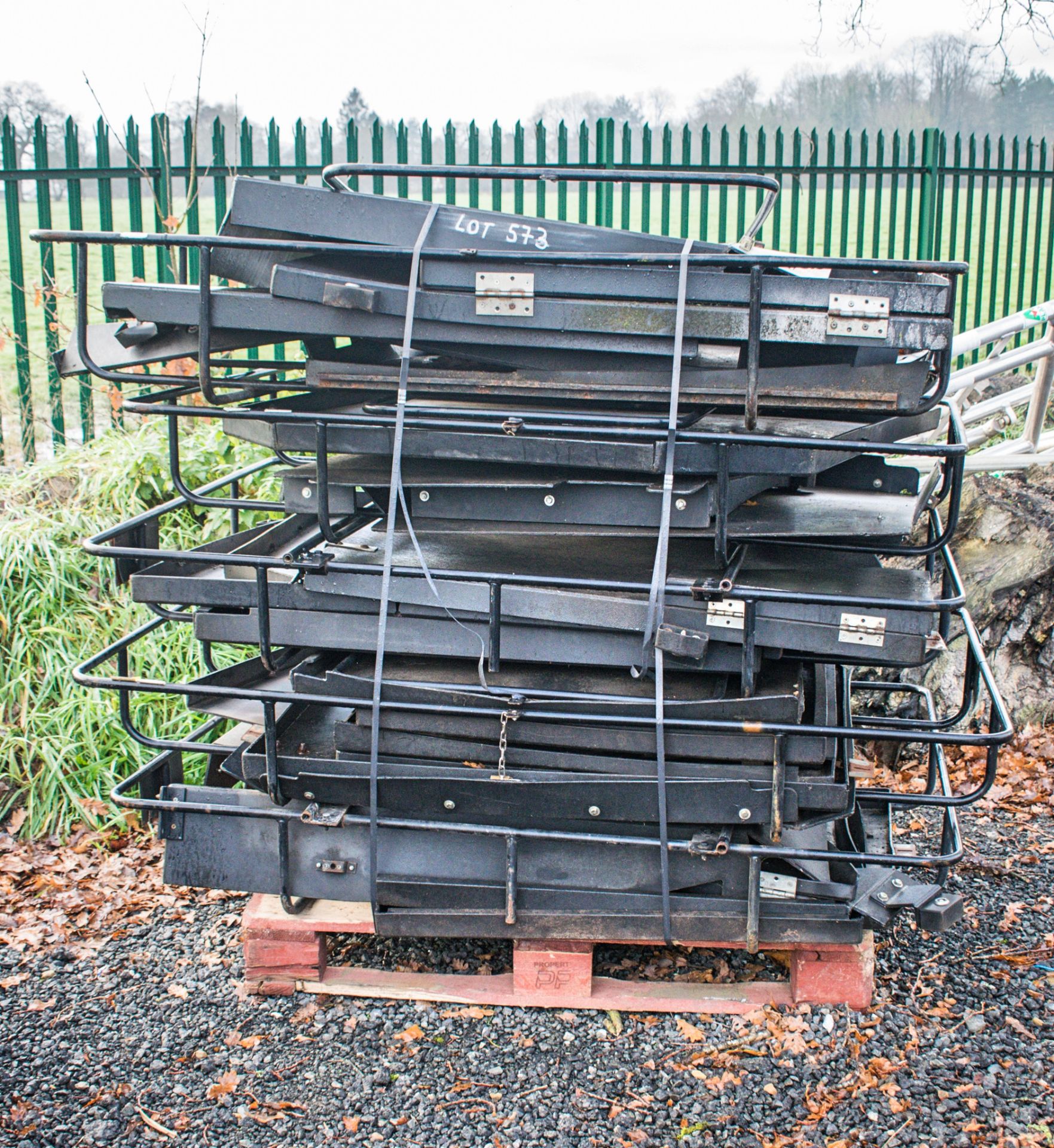 7 - Pallets of various cab guards - Image 4 of 7