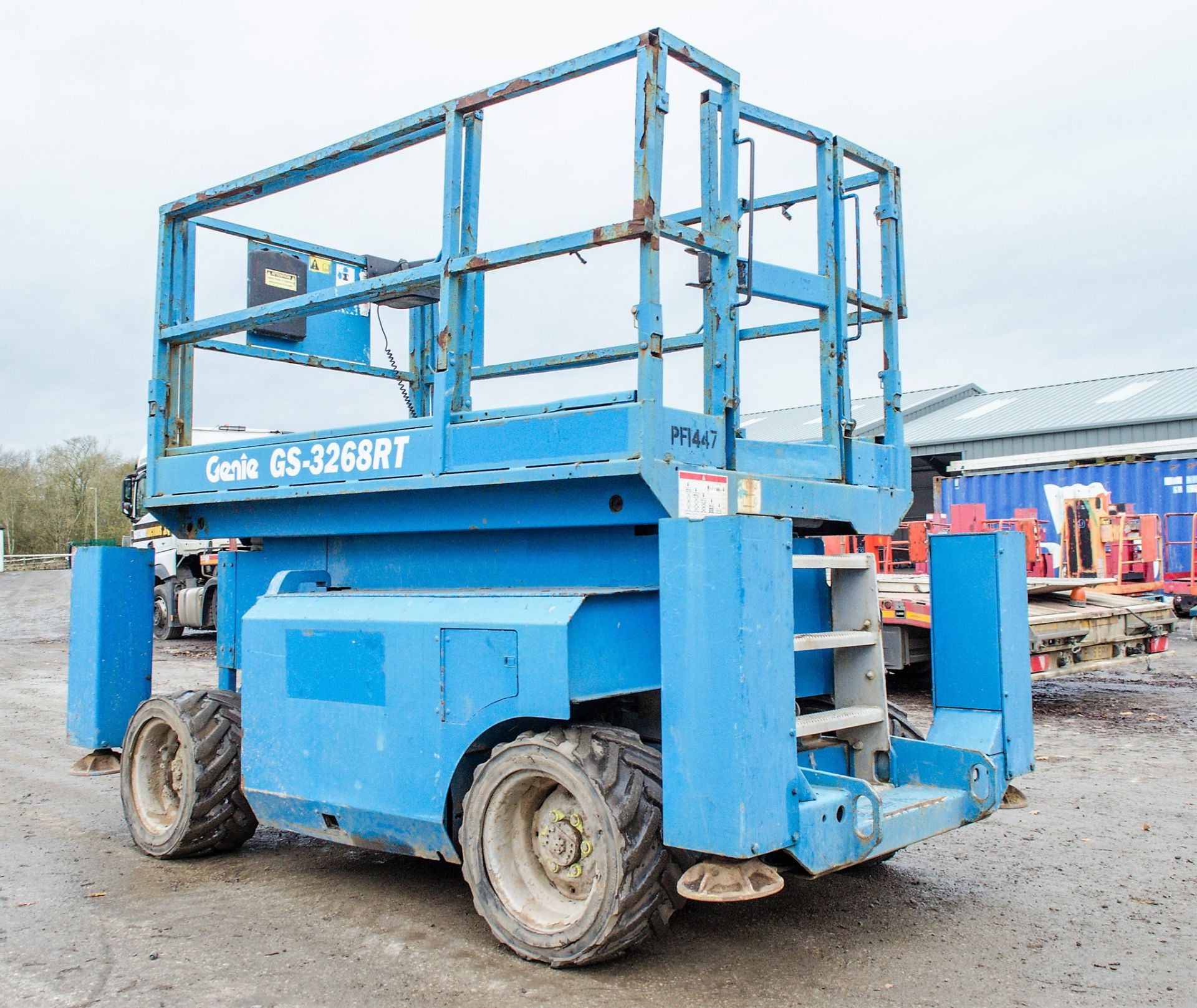 Genie GS3268RT diesel driven rough terrain fork lift truck Year: 2009 S/N: 52720 Recorded Hours: - Image 4 of 11