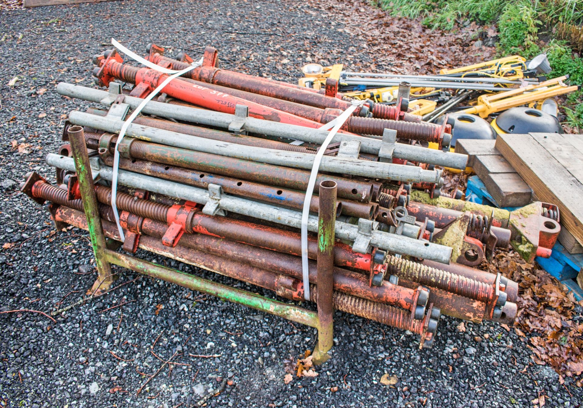 Stillage of various props