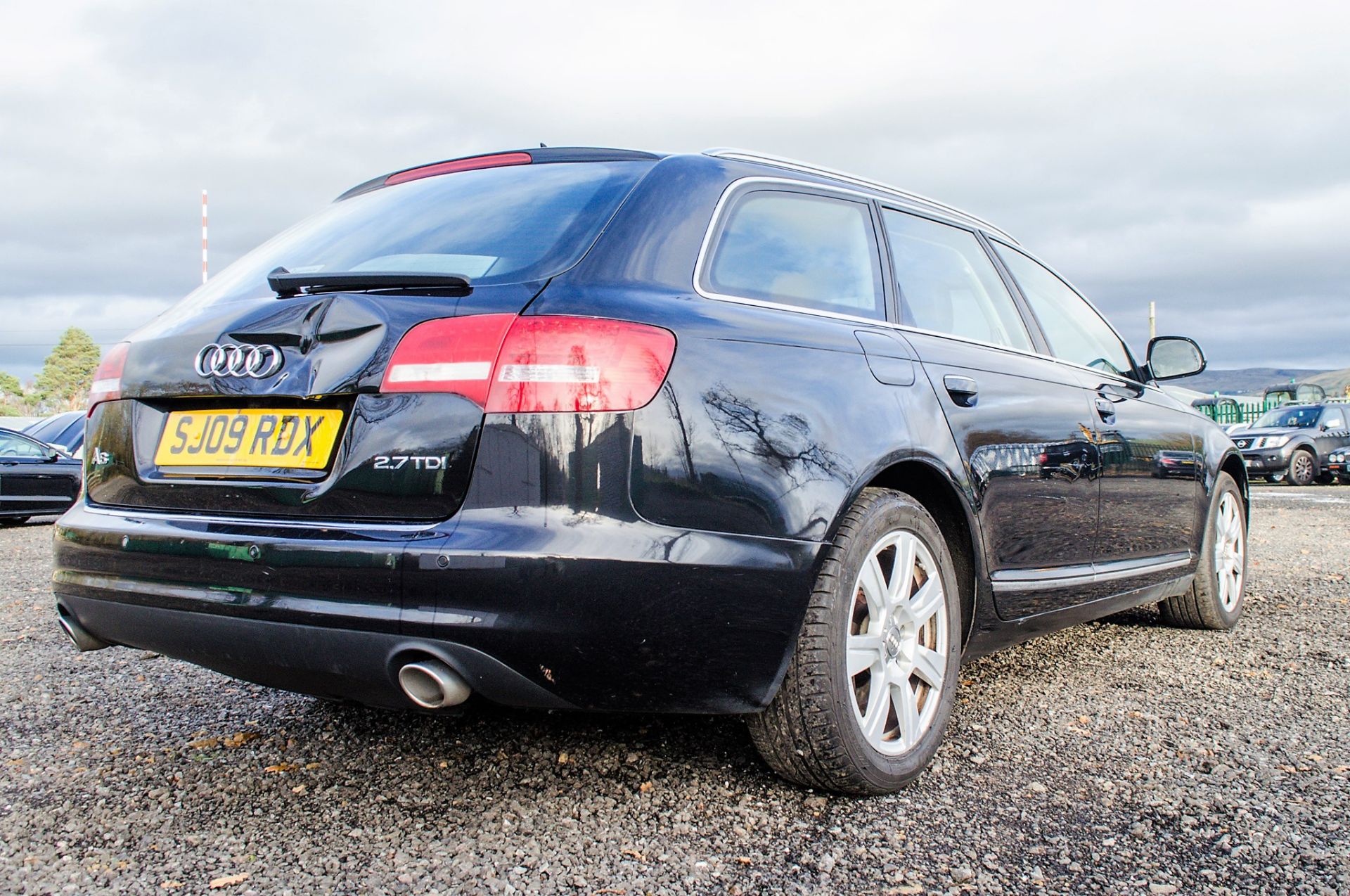 Audi A6 SE 2.7 TDi 6 speed manual diesel estate car Registration Number: SJ09 RDX Date of - Image 4 of 31