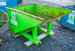 Conquip tipping skip H44610