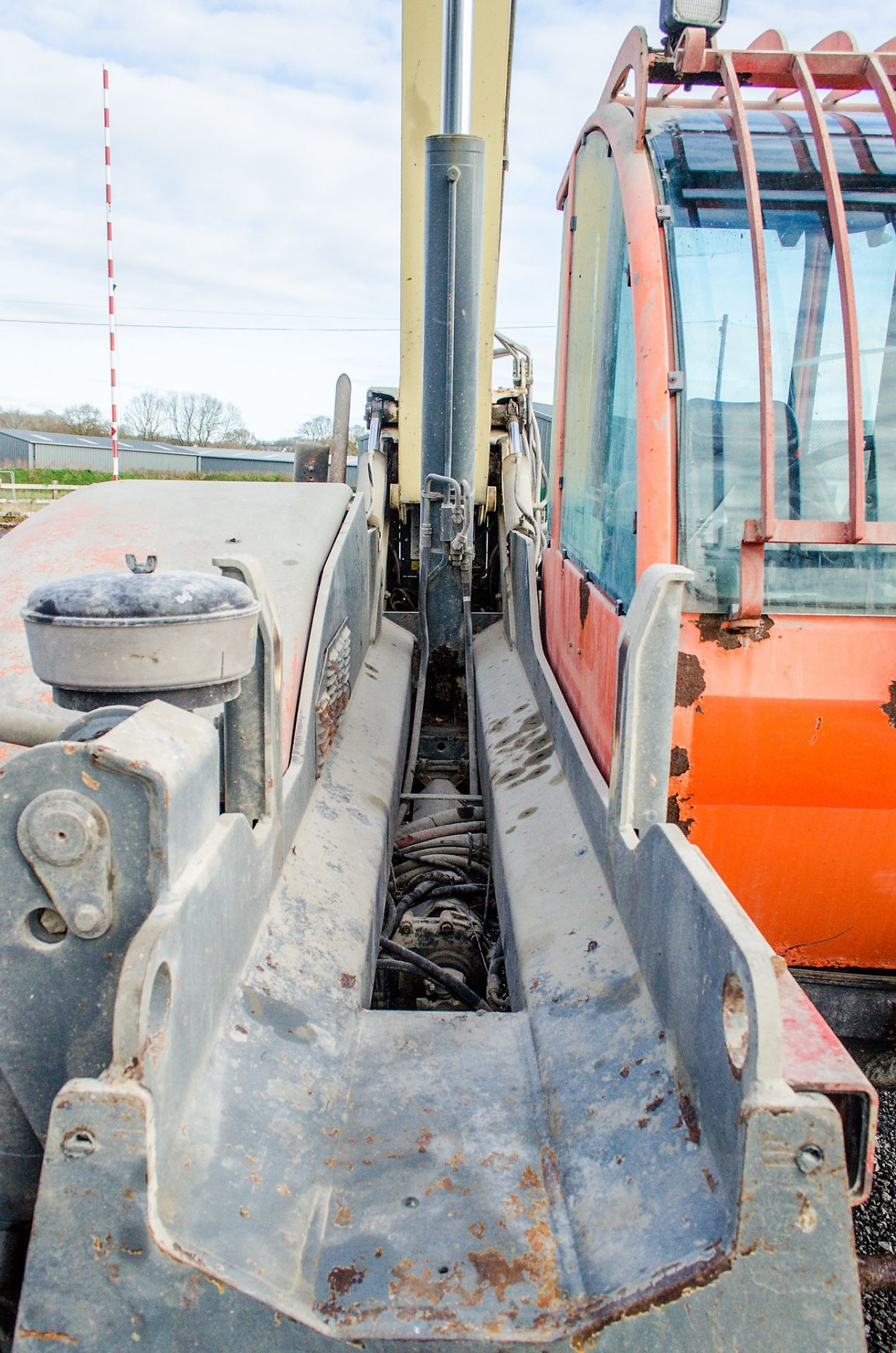 JLG 3509 9 metre telescopic handler Year: 2003 - Image 13 of 21