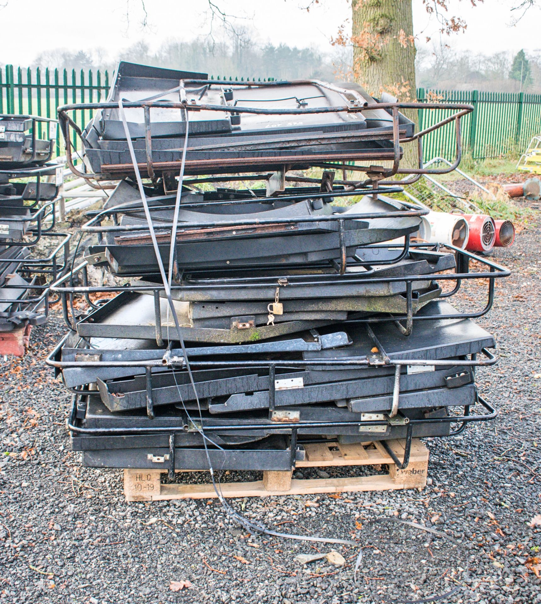 7 - Pallets of various cab guards - Image 3 of 7
