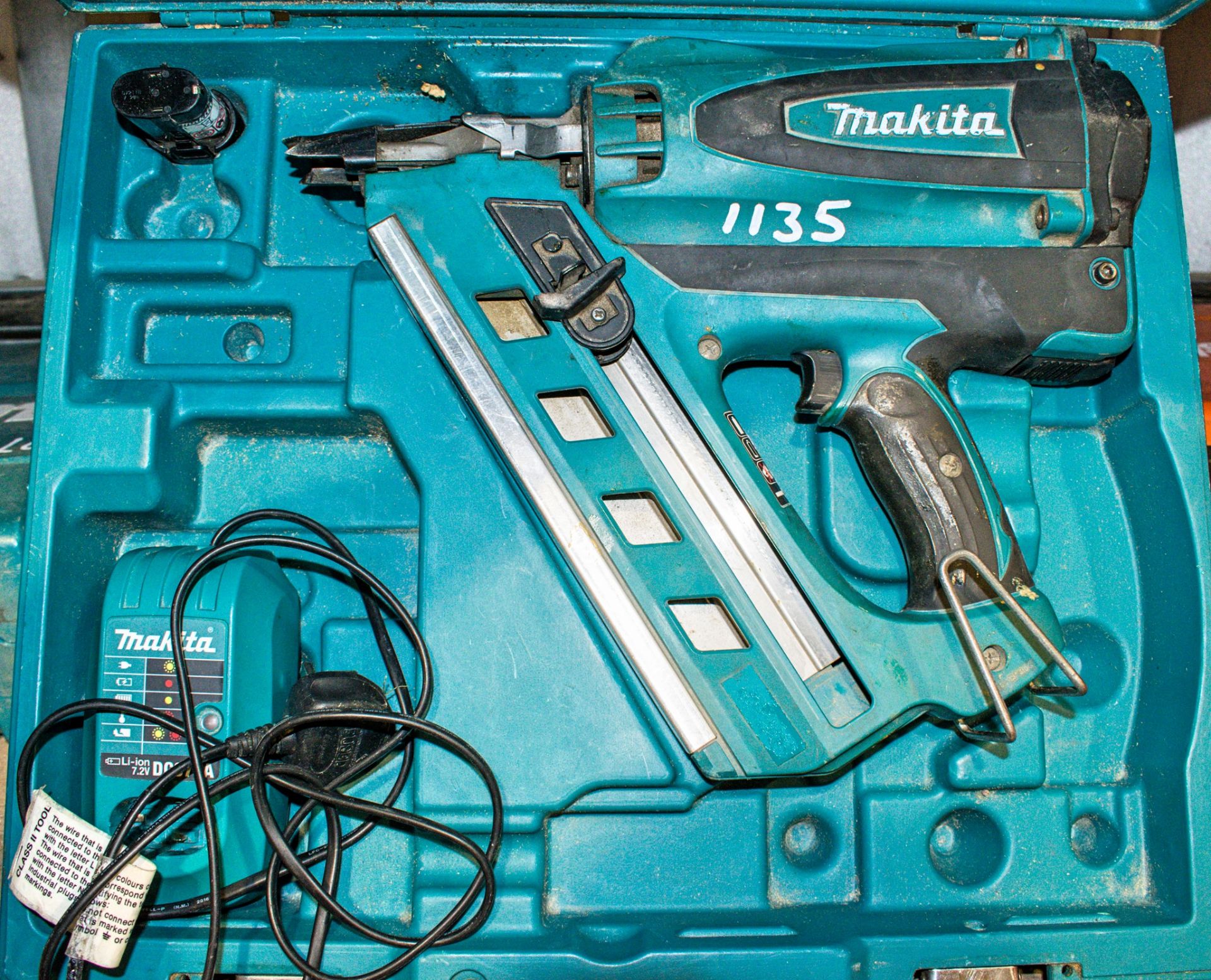 Makita nail gun c/w battery, charger & carry case