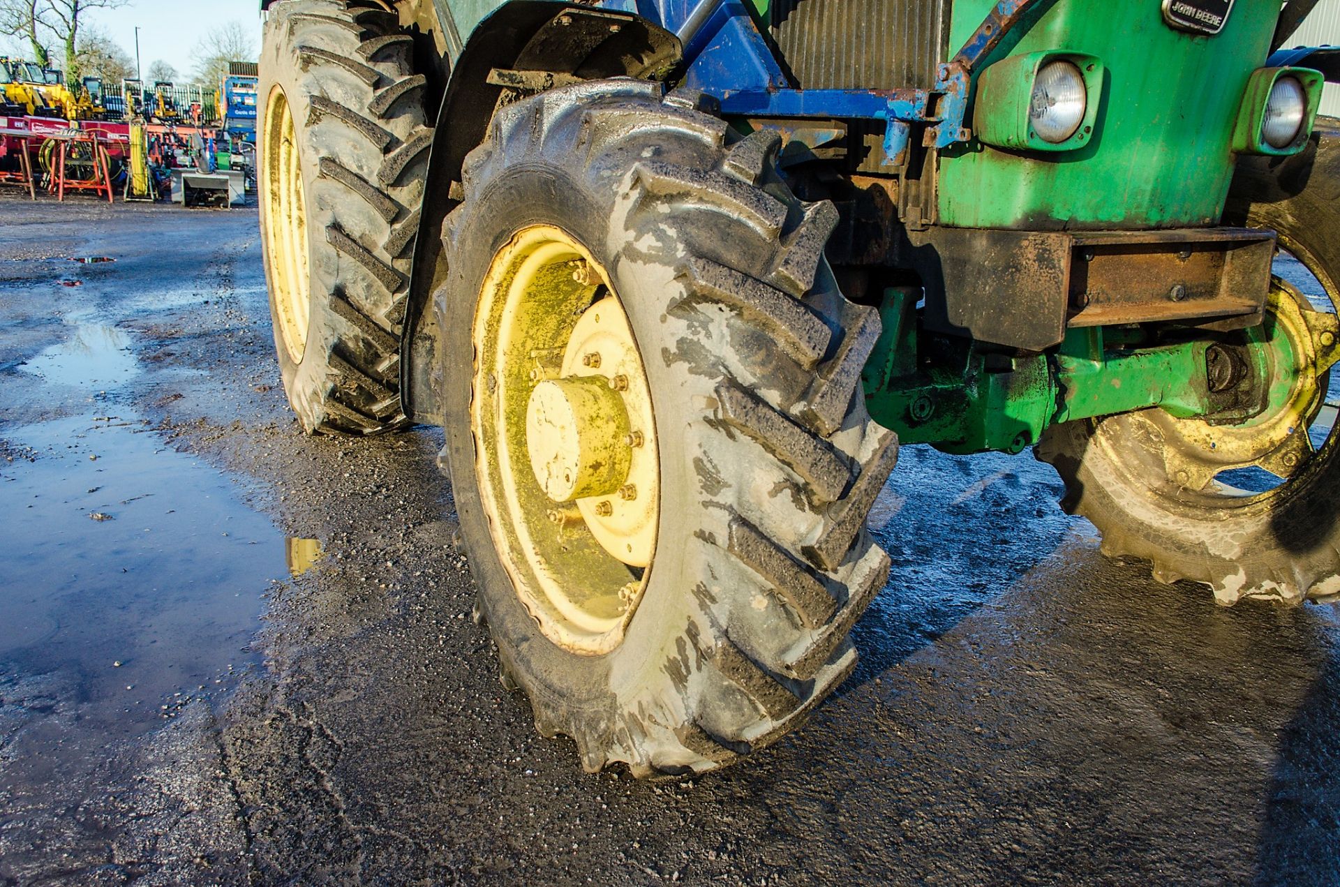 John Deere 3040 diesel tractor Registration Number: C720 FOD Date of Registration: 06/02/1986 S/N: - Image 18 of 25