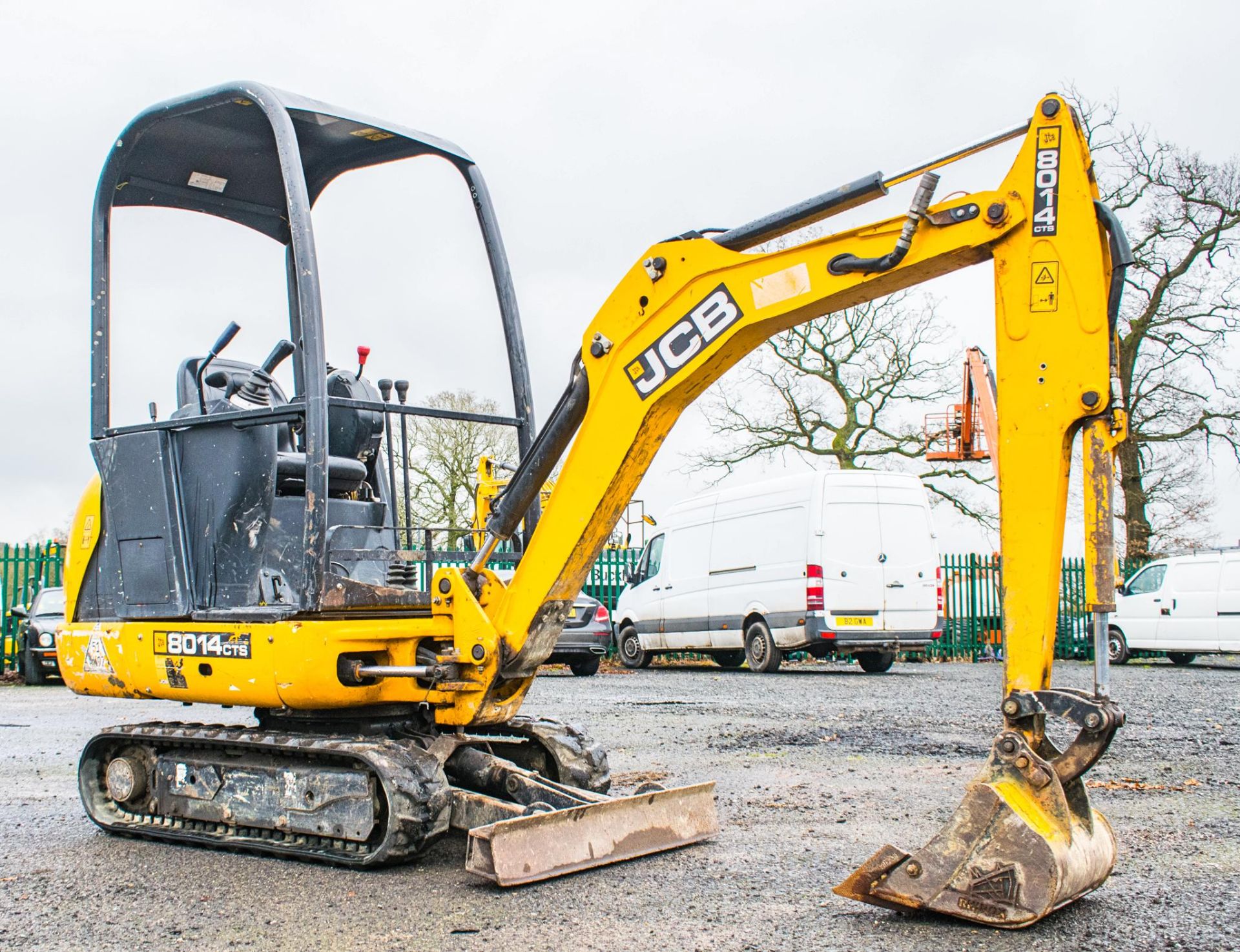 JCB 8014 CTS 1.4 tonne rubber tracked excavator Year: 2015 S/N: 70461 Recorded Hours: 850 Piped, - Image 2 of 18