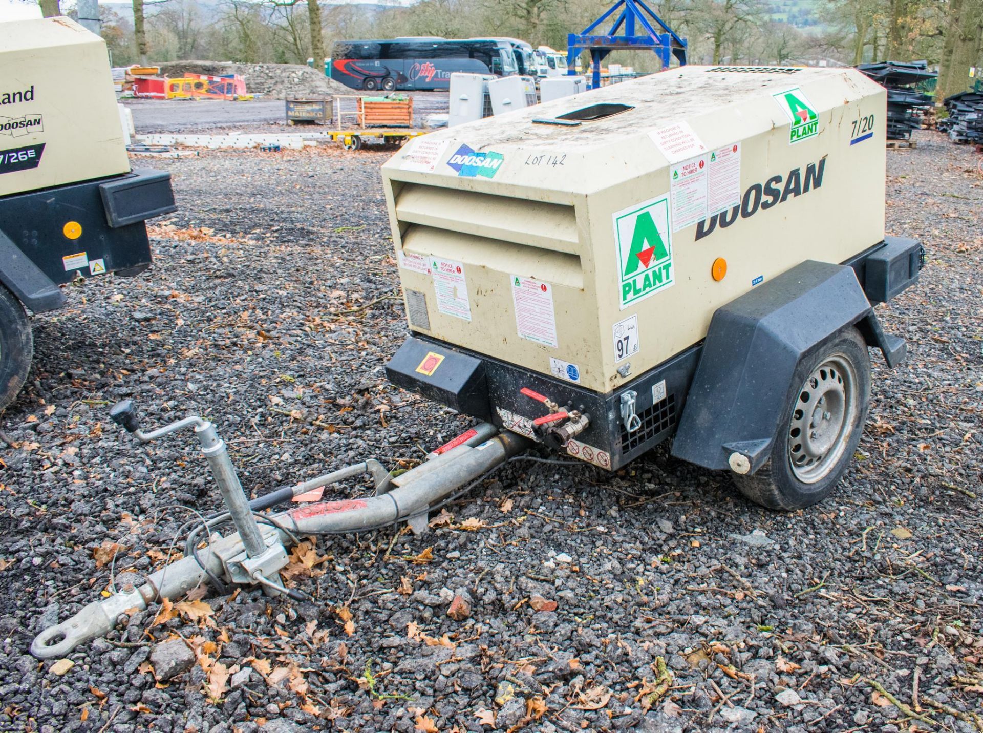 Doosan 7/20 diesel driven fast tow mobile air compressor Year: 2015 S/N: 124112 Recorded Hours: