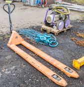 Load Surfer long reach hand hydraulic pallet truck