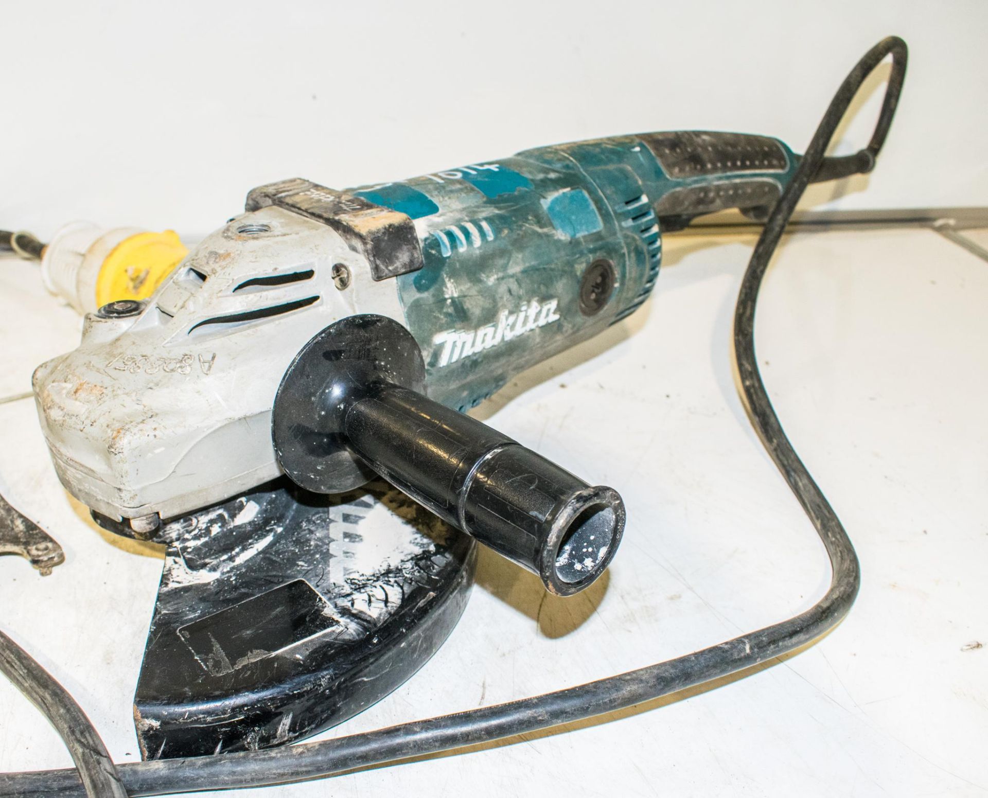 Makita 110v 230mm angle grinder A808851