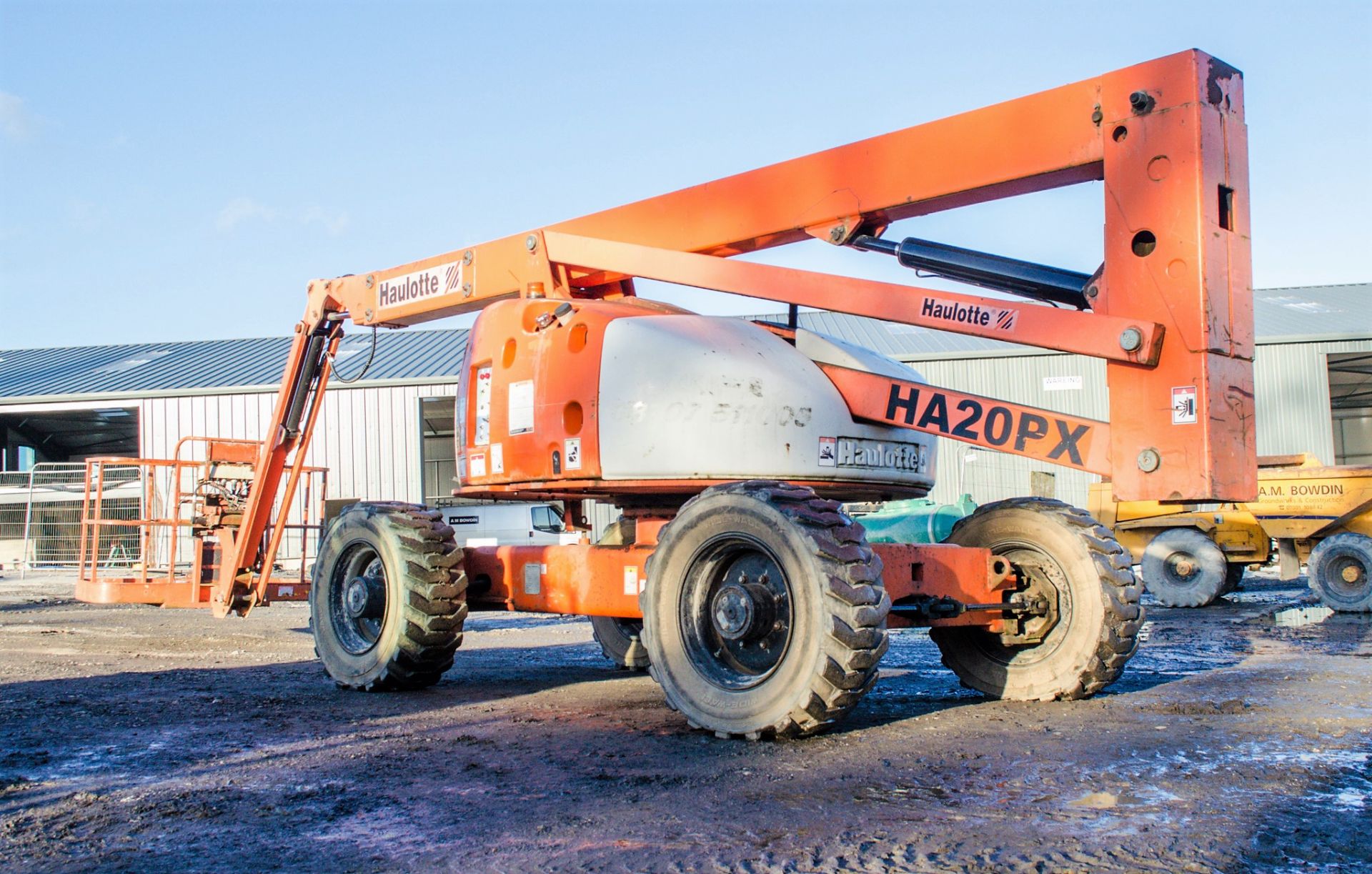 Haulotte HA20PX 20 metre diesel driven 4WD articulated boom access platform Year: 2004 S/N: AD108793 - Image 4 of 15
