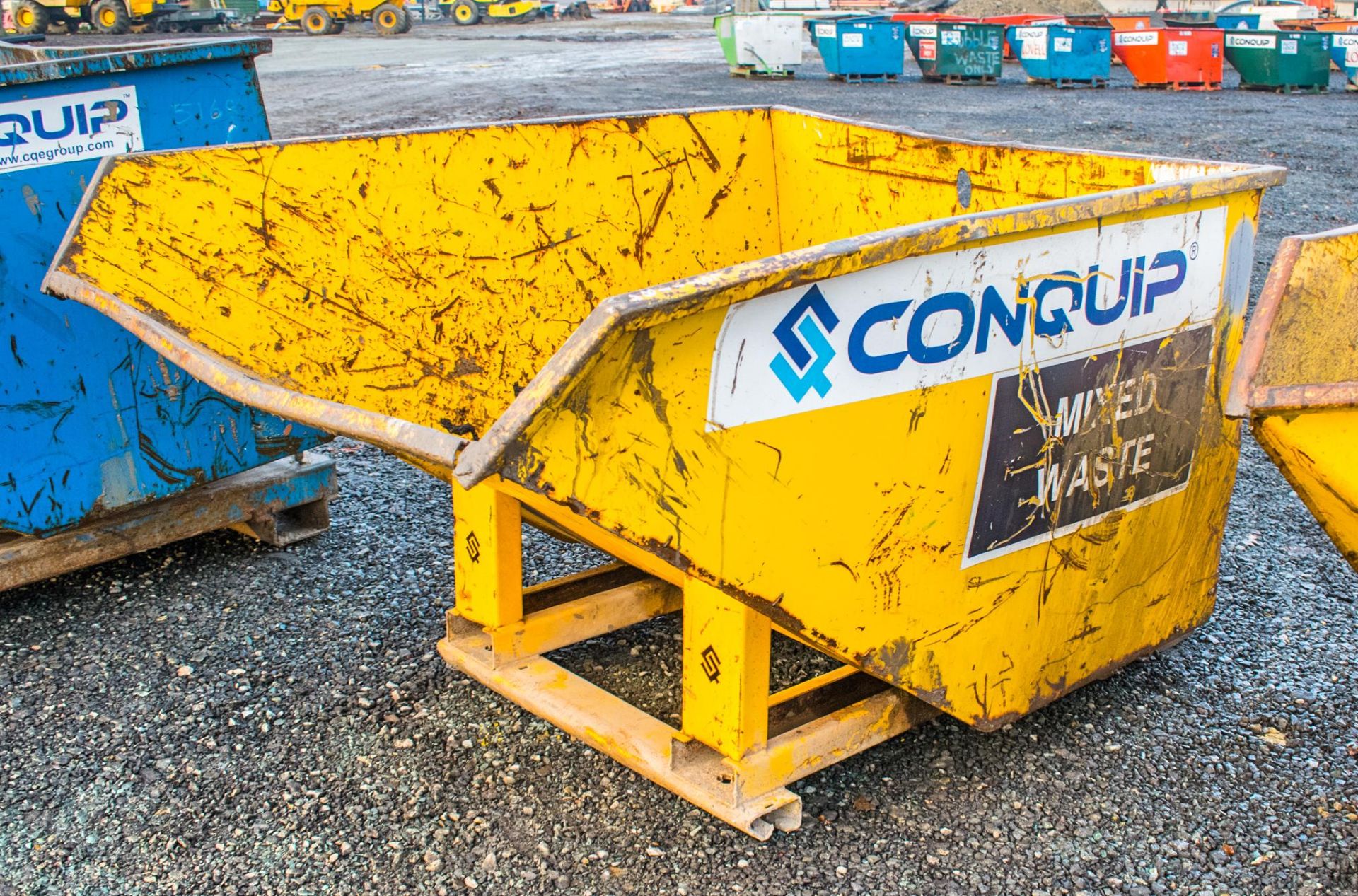 Conquip tipping skip